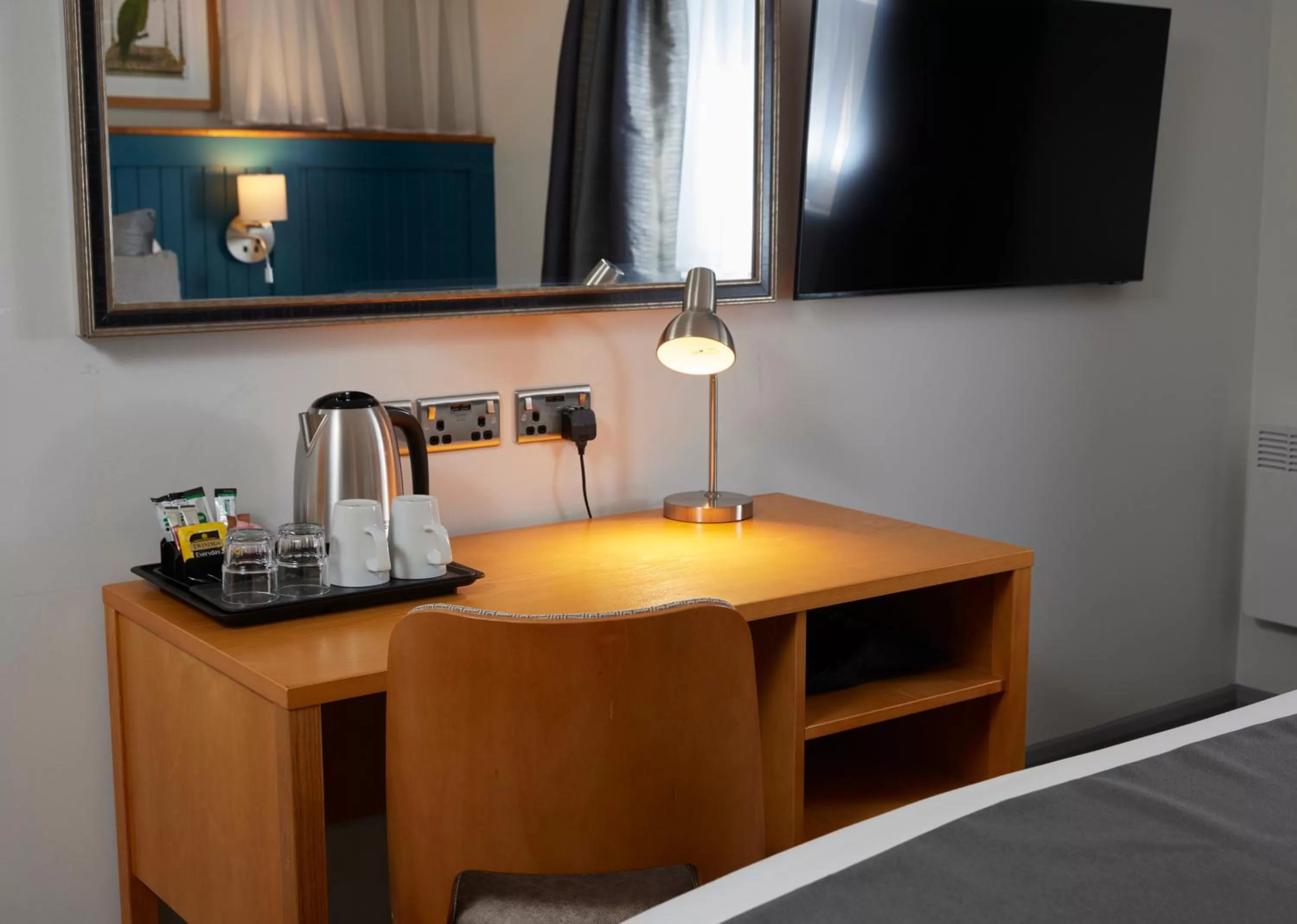 Coffee/tea facilities in Holmfield Arms by Greene King Inns