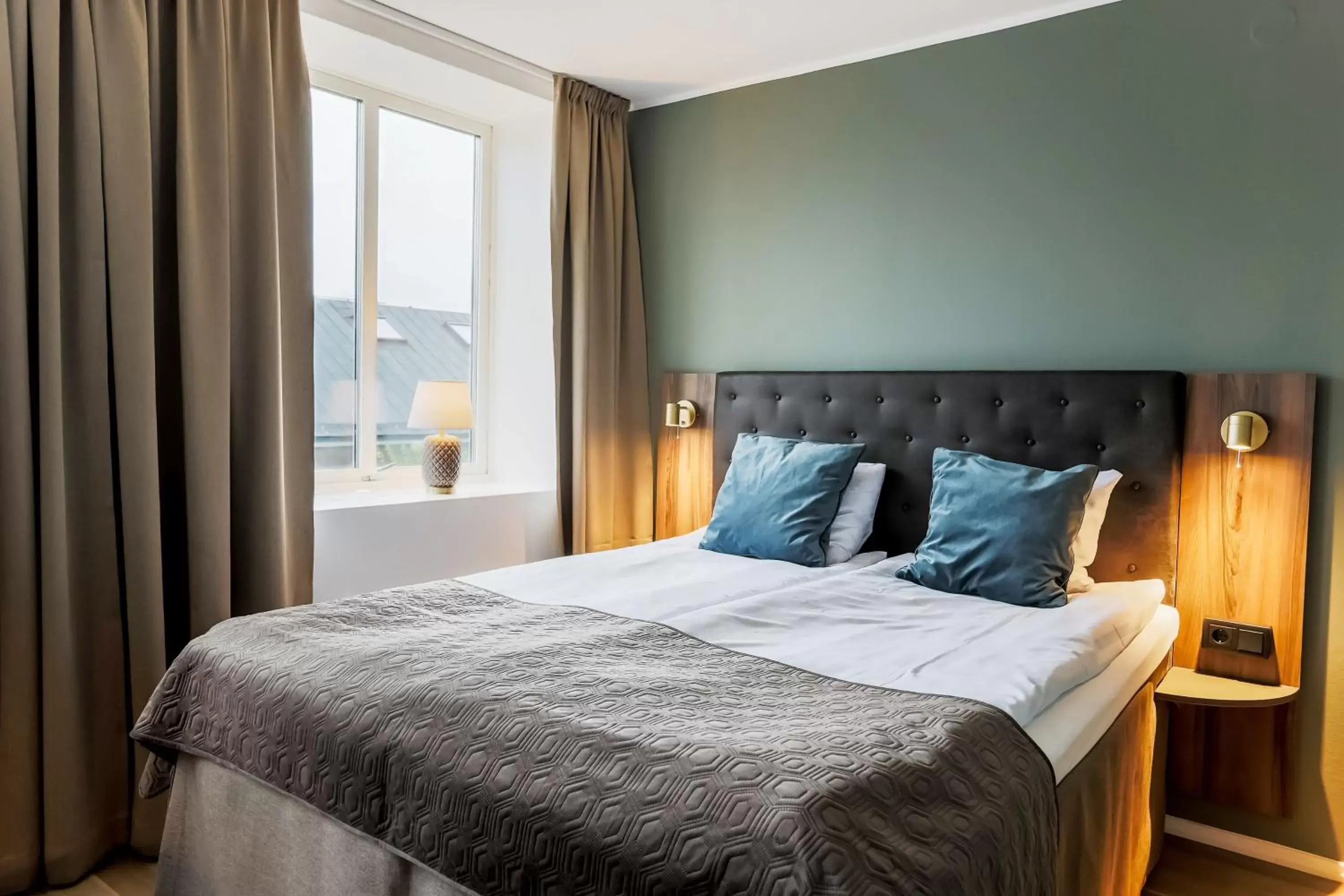 Standard Double or Twin Room with Evening Meal in Clarion Collection Hotel Cardinal Standard Double or Twin Room with Evening Meal in Clarion Collection Hotel Cardinal