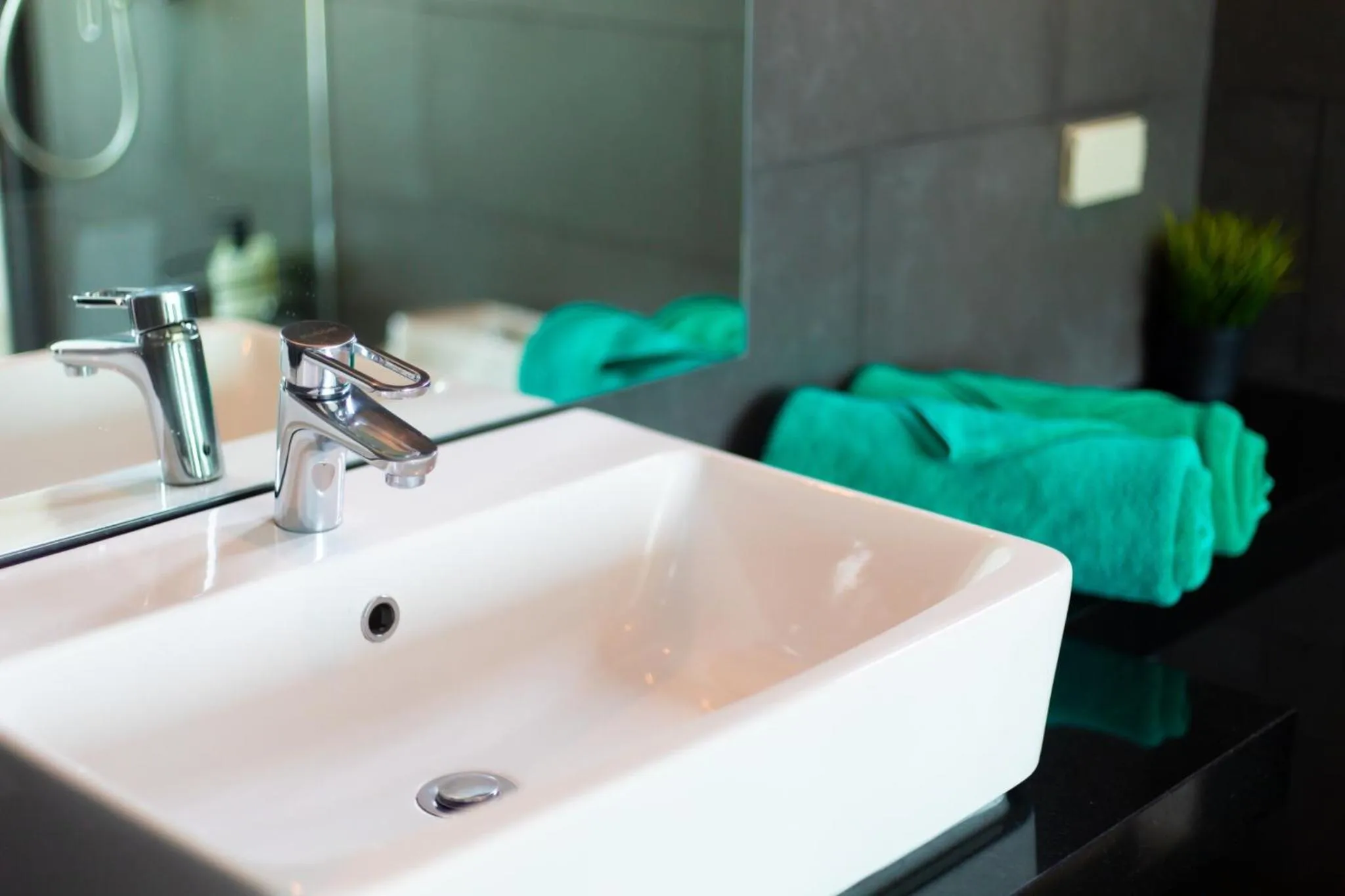 Bath in Baan Saint-Tropez Seaview Villas Kata Beach