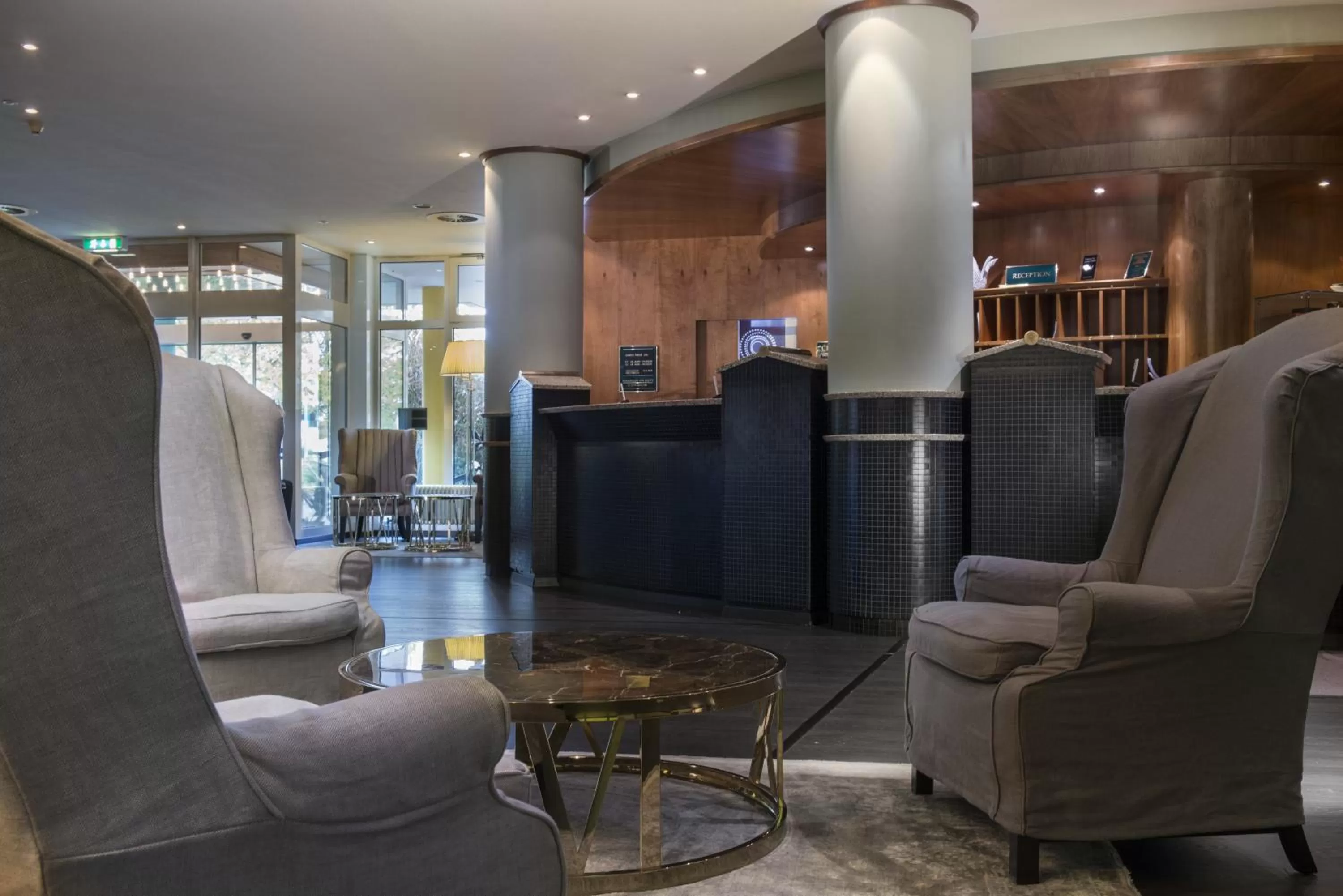 Lobby or reception in Congress Hotel Weimar by Mercure