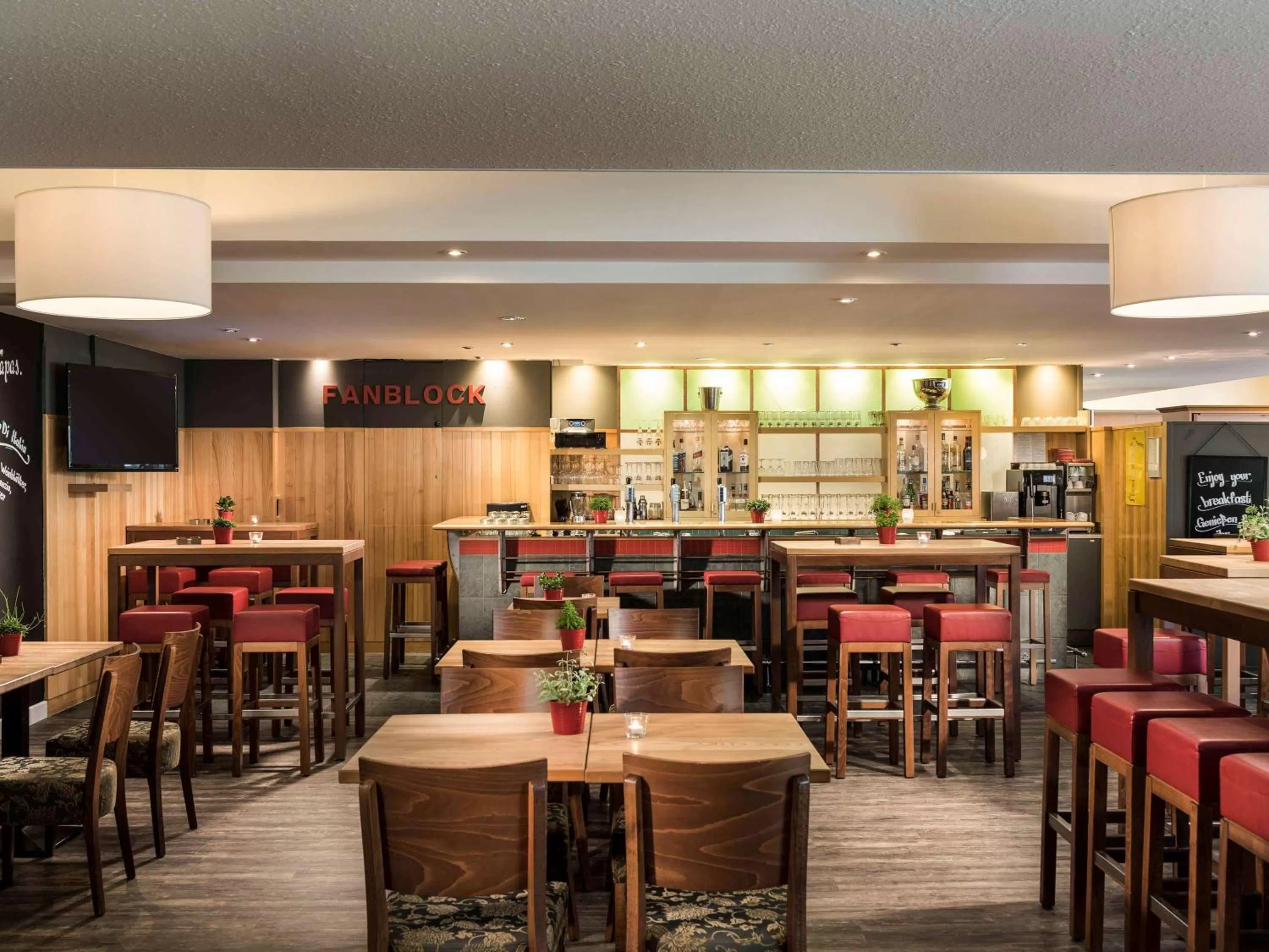 Lounge or bar, Restaurant/Places to Eat in ibis Dortmund West