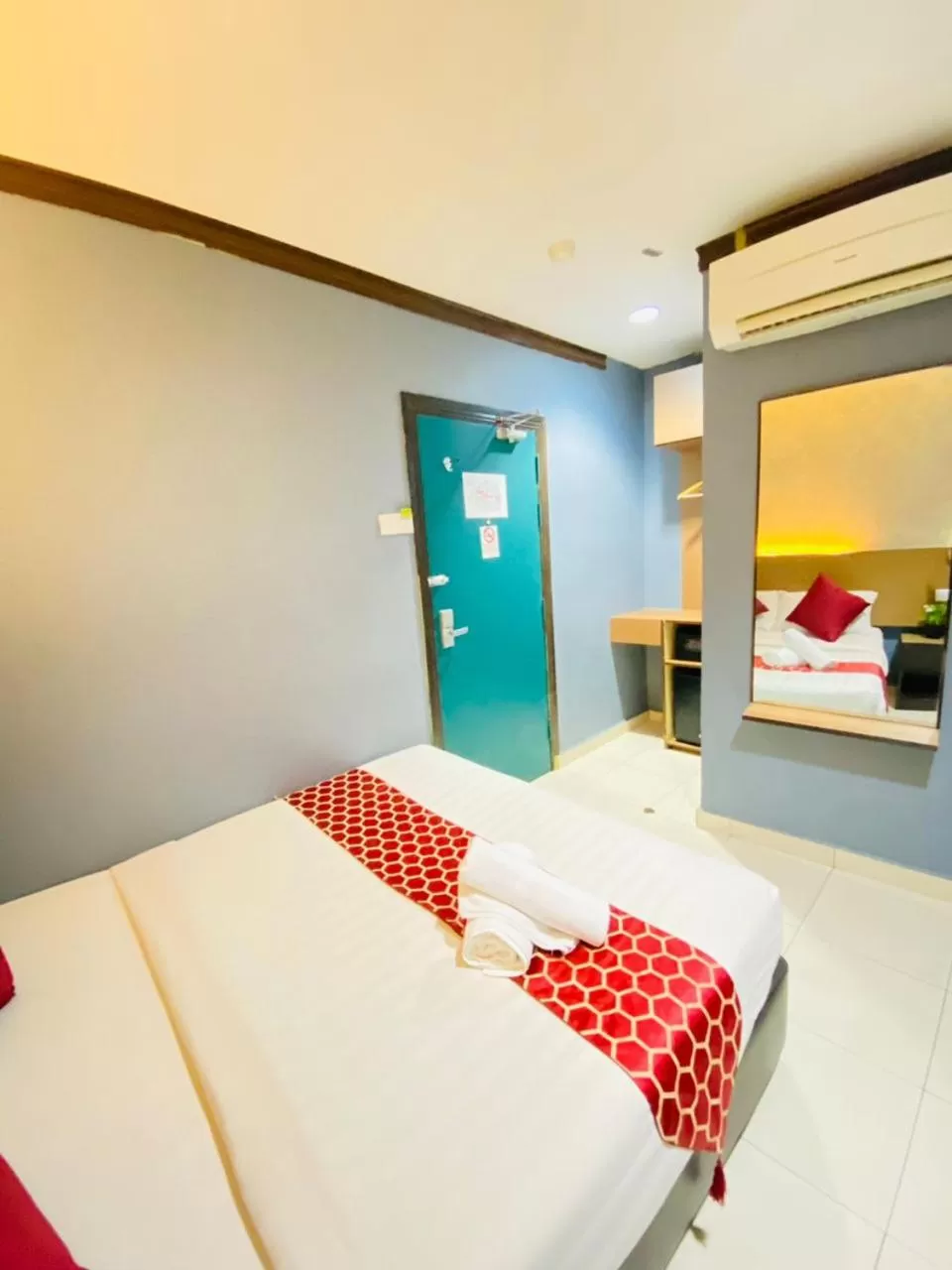 Bedroom, Bed in DJ Citi Point Hotel