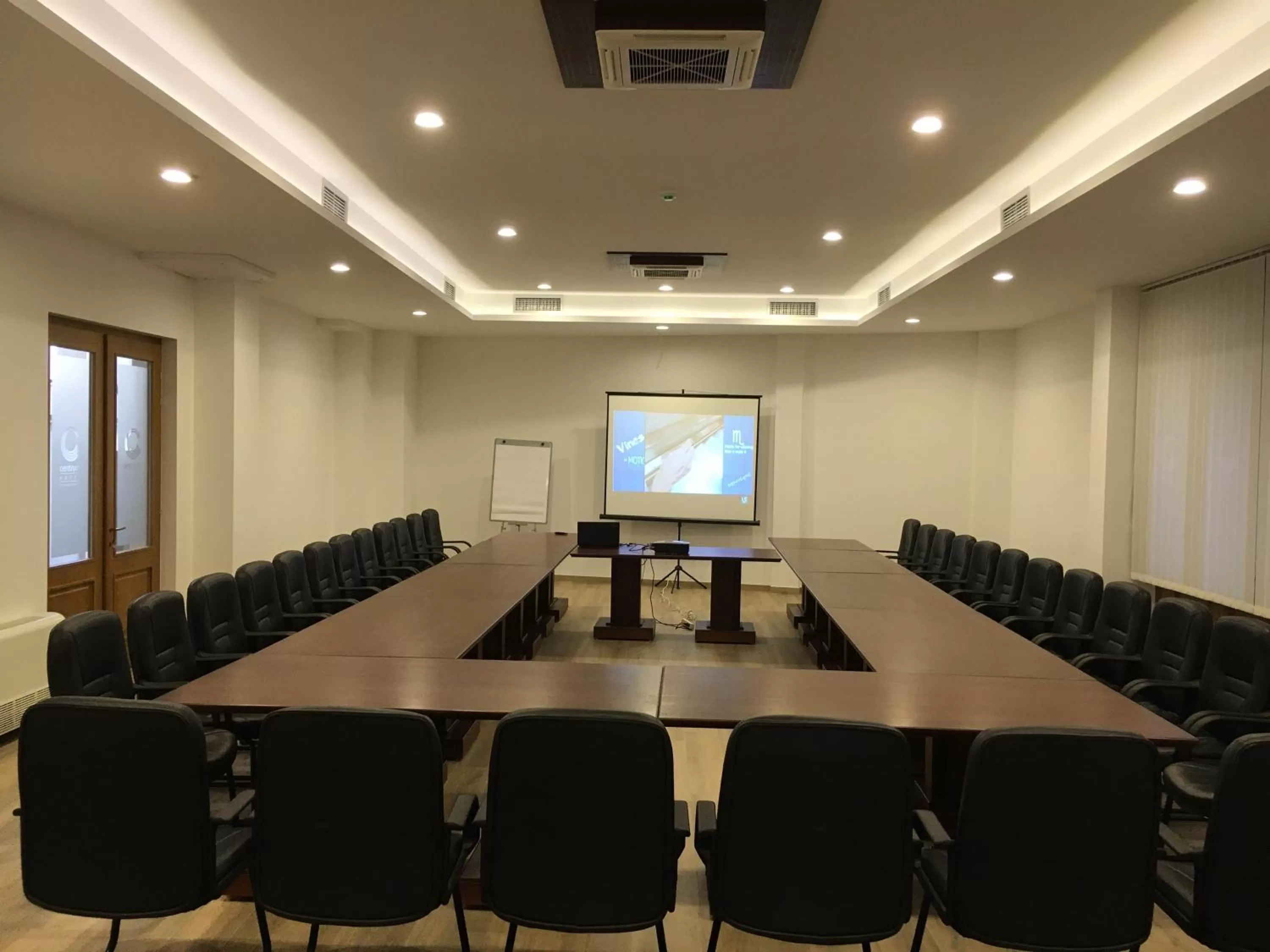 Meeting/conference room in Hotel Centrum Prizren