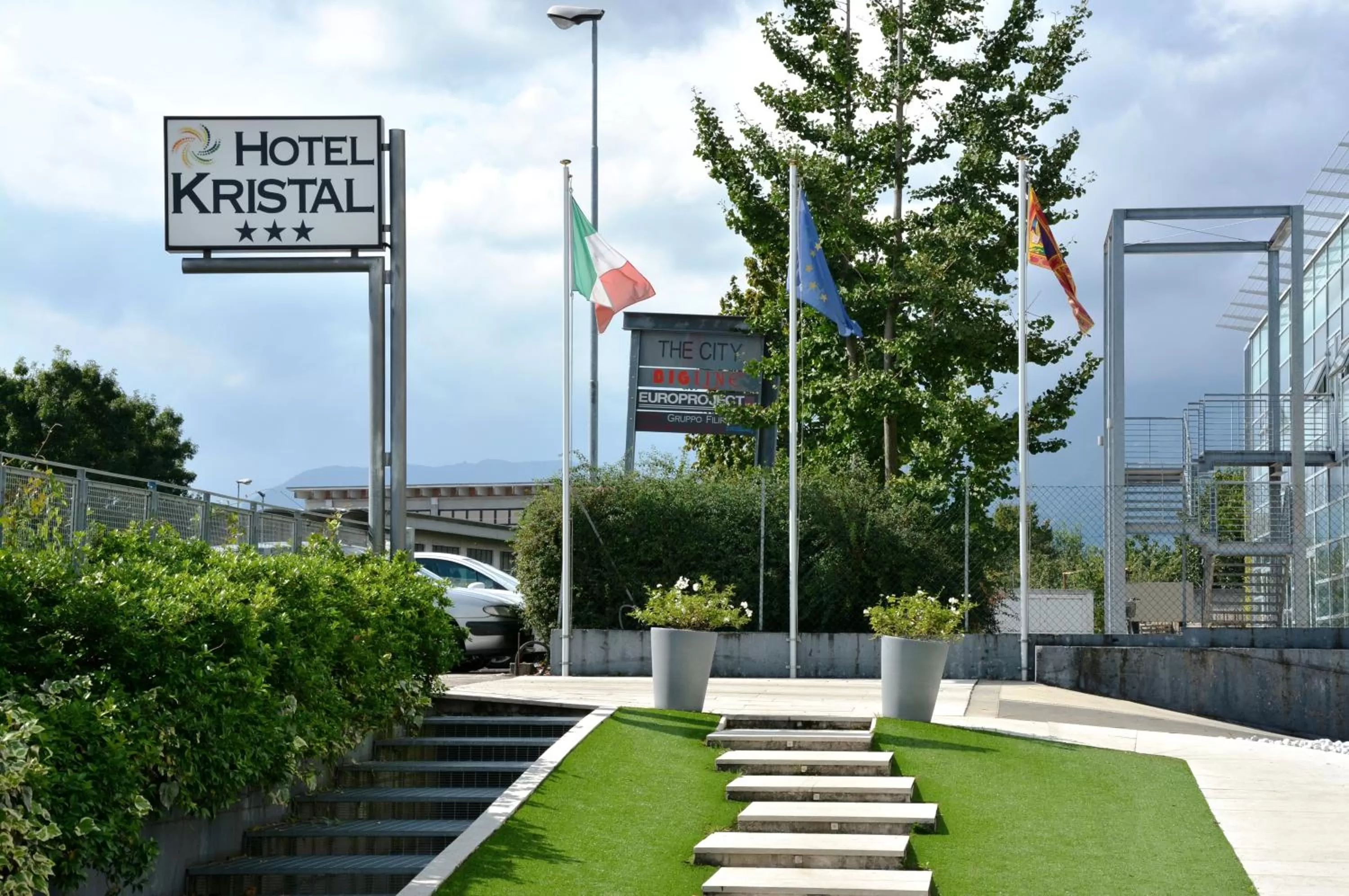 Facade/entrance in Hotel Kristal 3 Stelle Superior