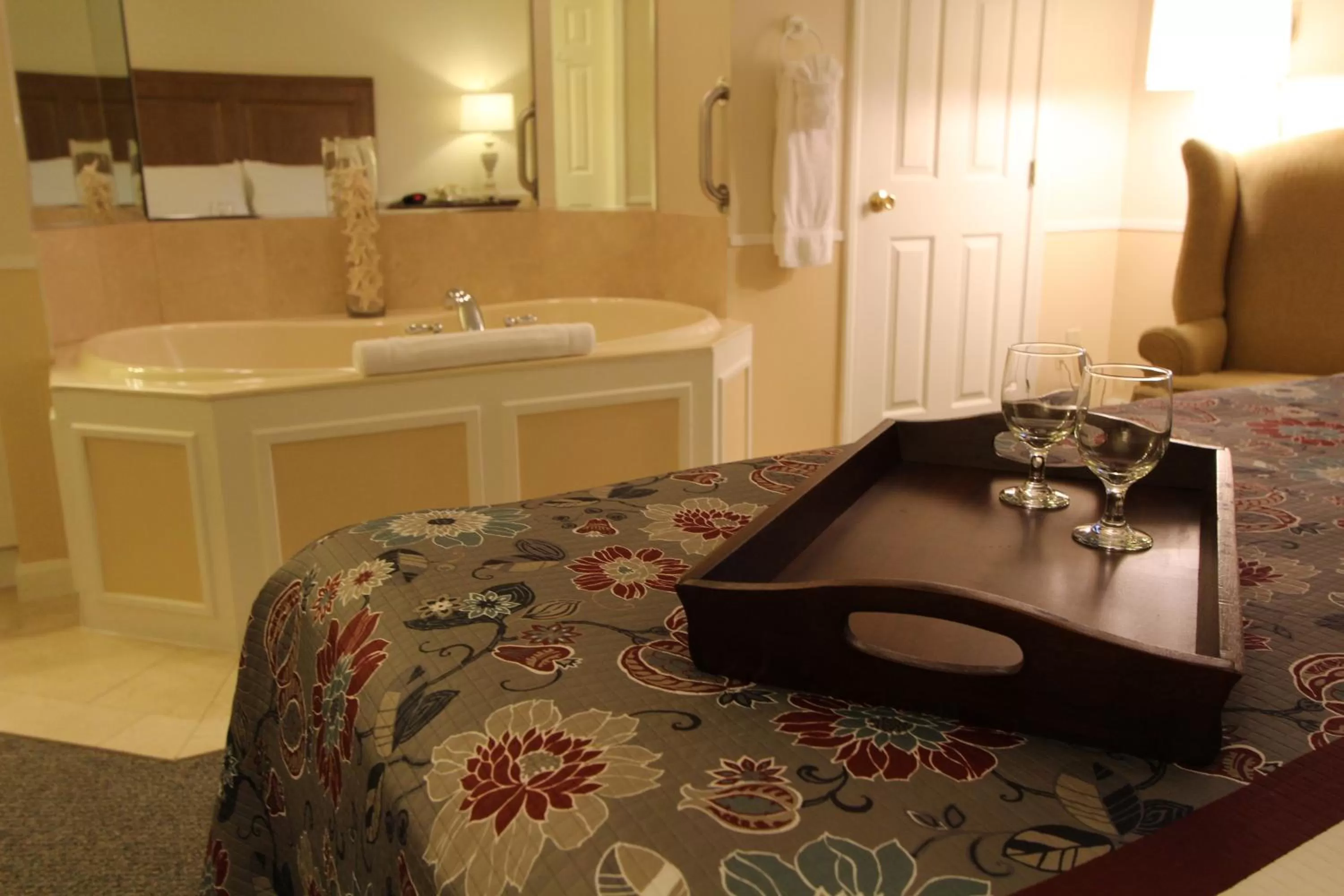 Hot Tub, Bed in InnSeason Resorts The Falls at Ogunquit