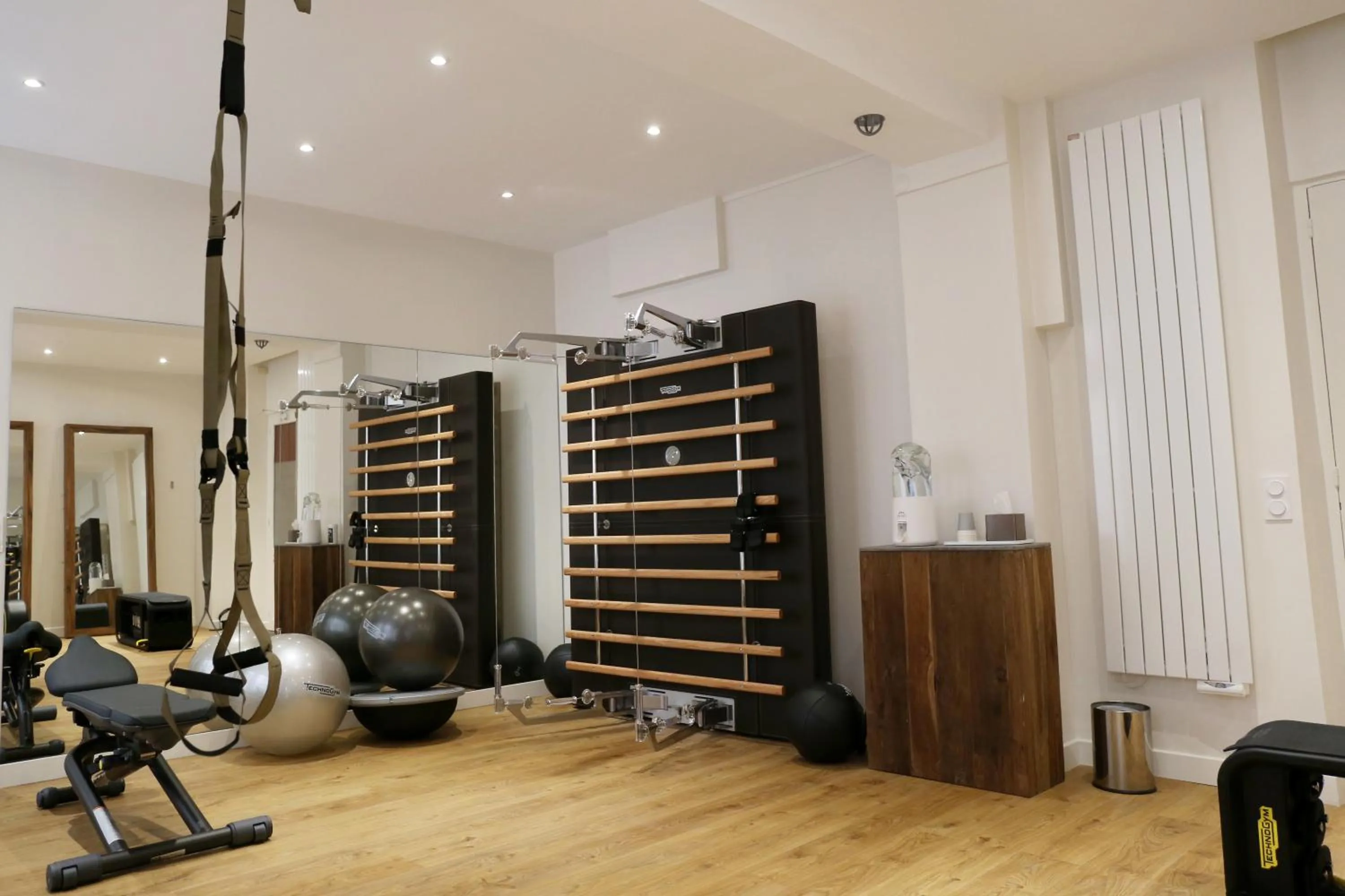 Fitness centre/facilities in Hôtel Jules & Jim