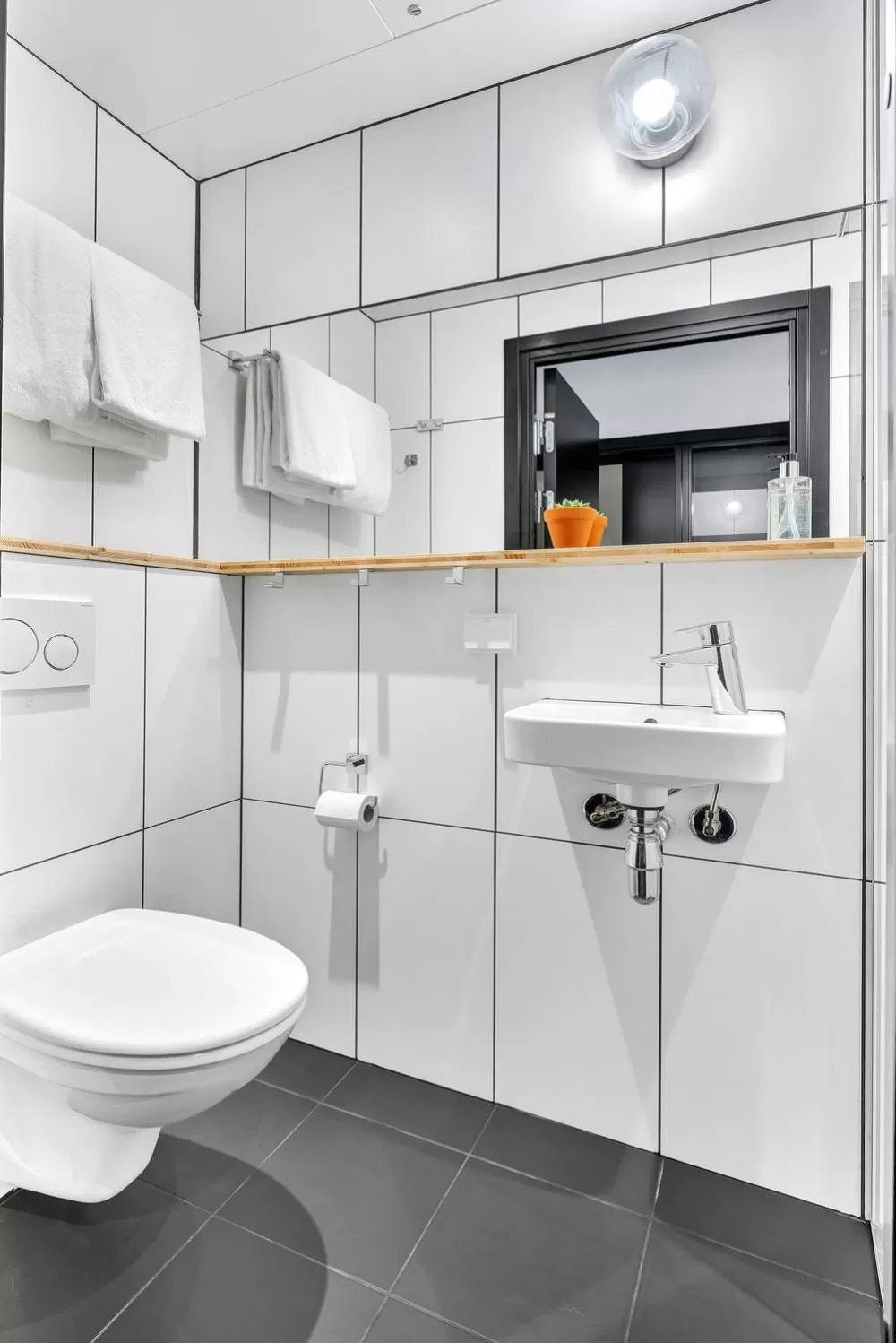 Toilet in Forenom Aparthotel Oslo