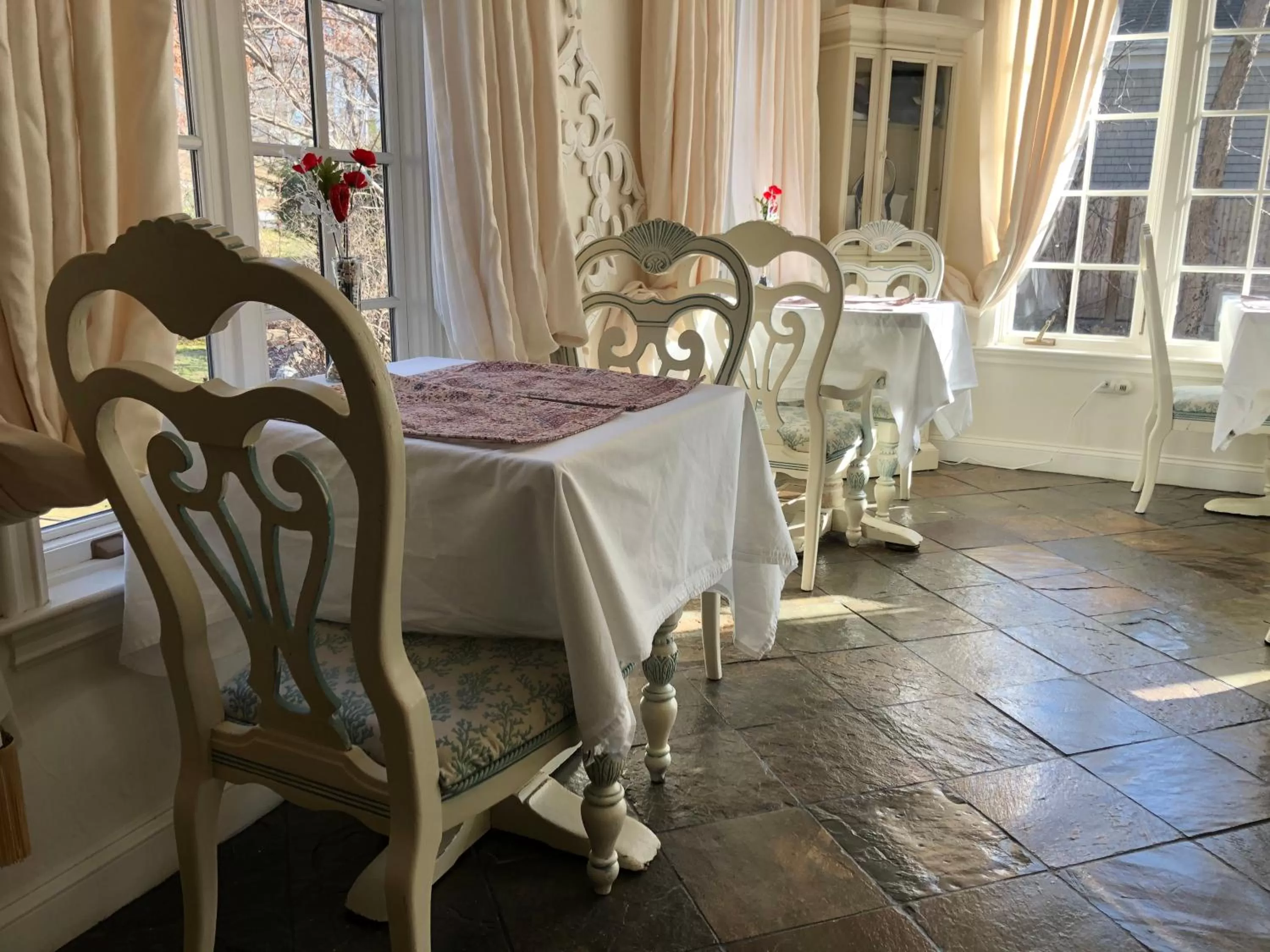 Restaurant/places to eat in Frederick William House