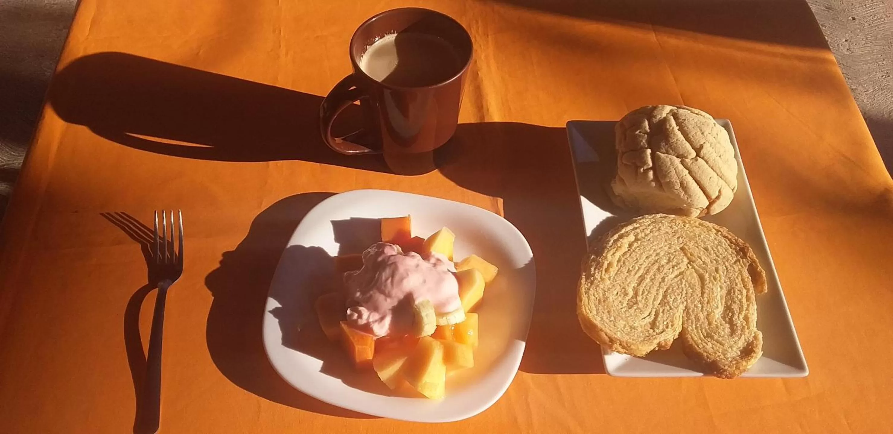 Restaurant/places to eat in Hotel yaakunah