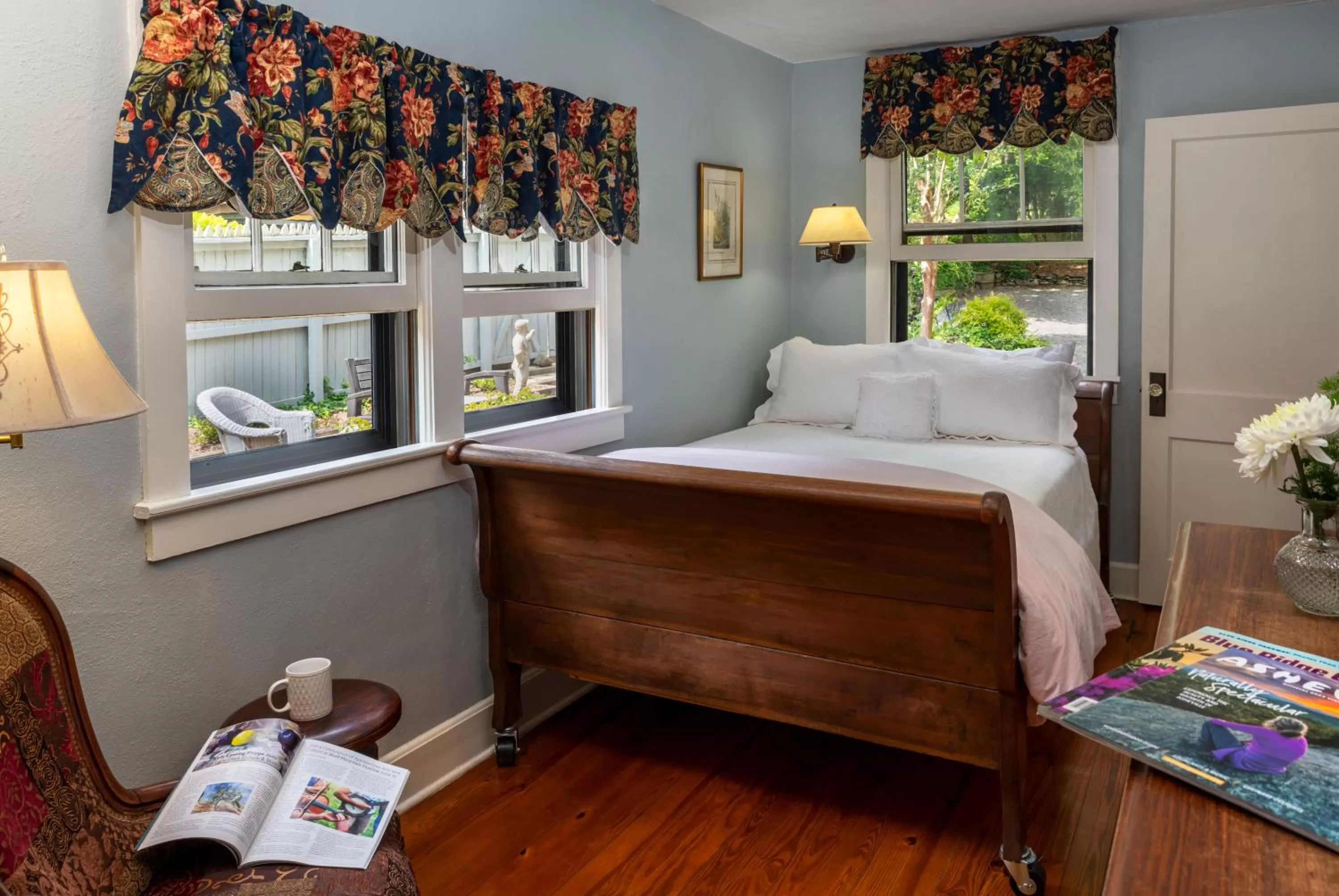 Bedroom, Bed in The 1899 Wright Inn & Carriage House