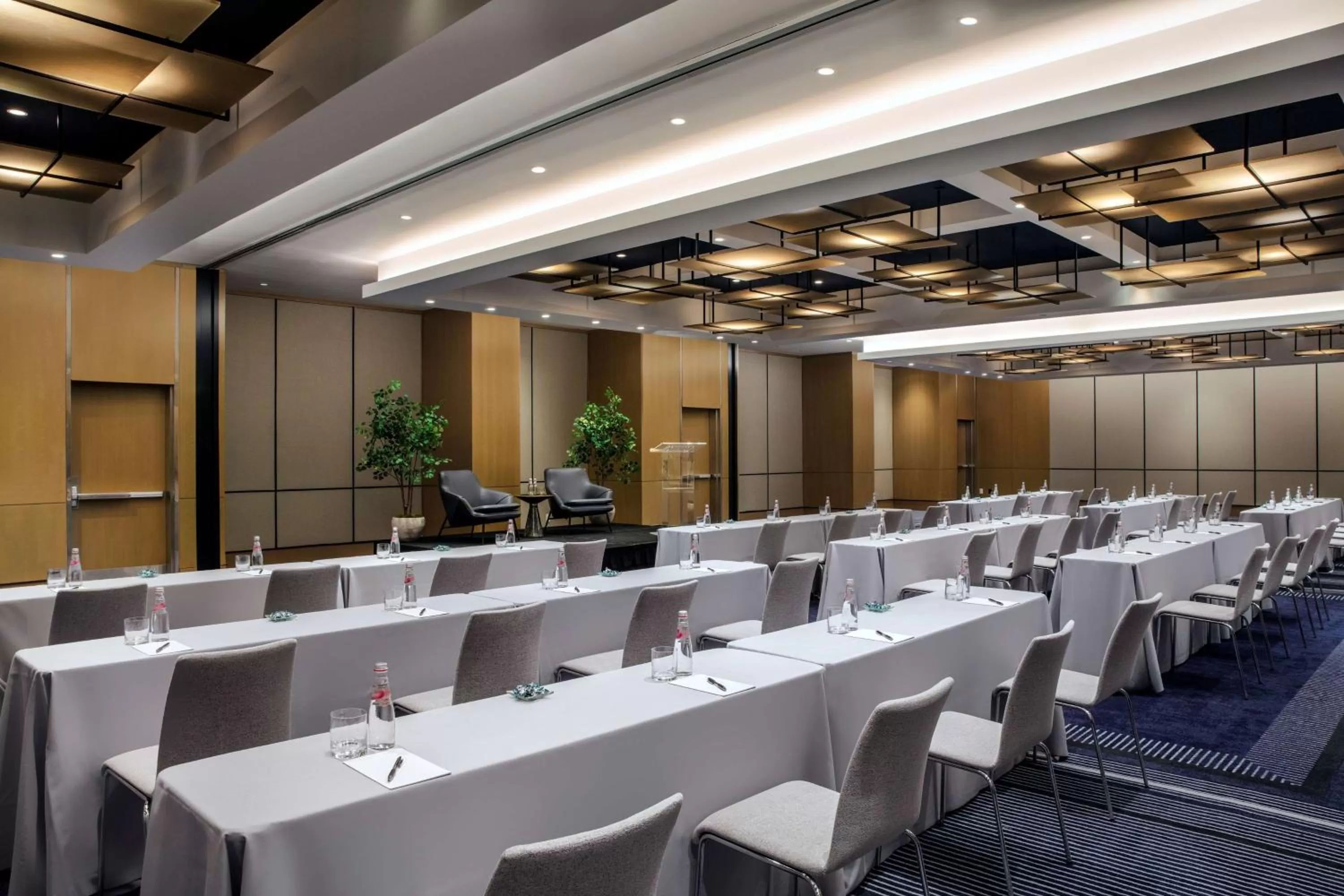 Meeting/conference room in Conrad New York Downtown