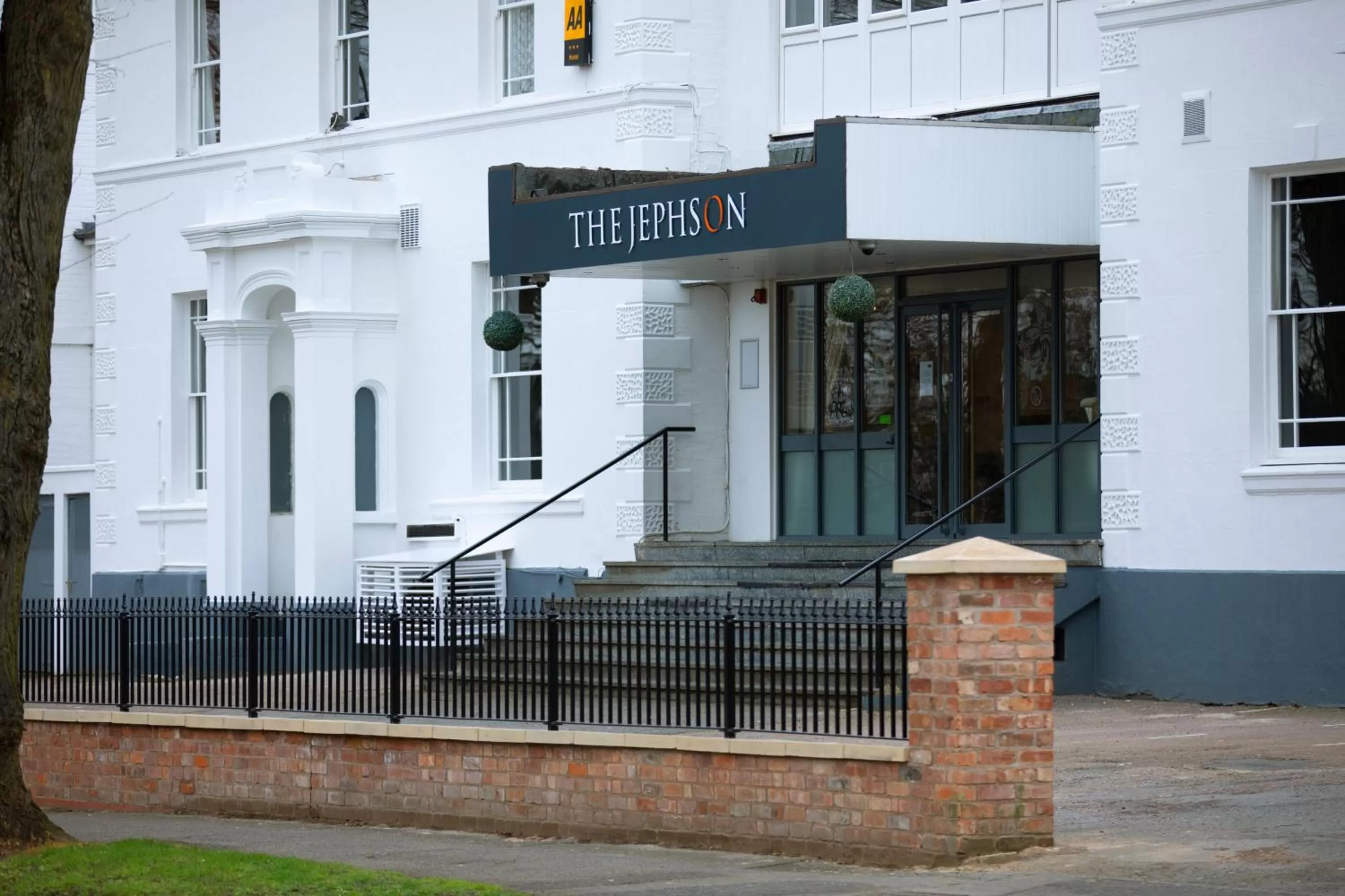 Property building in The Jephson Hotel; BW Signature Collection