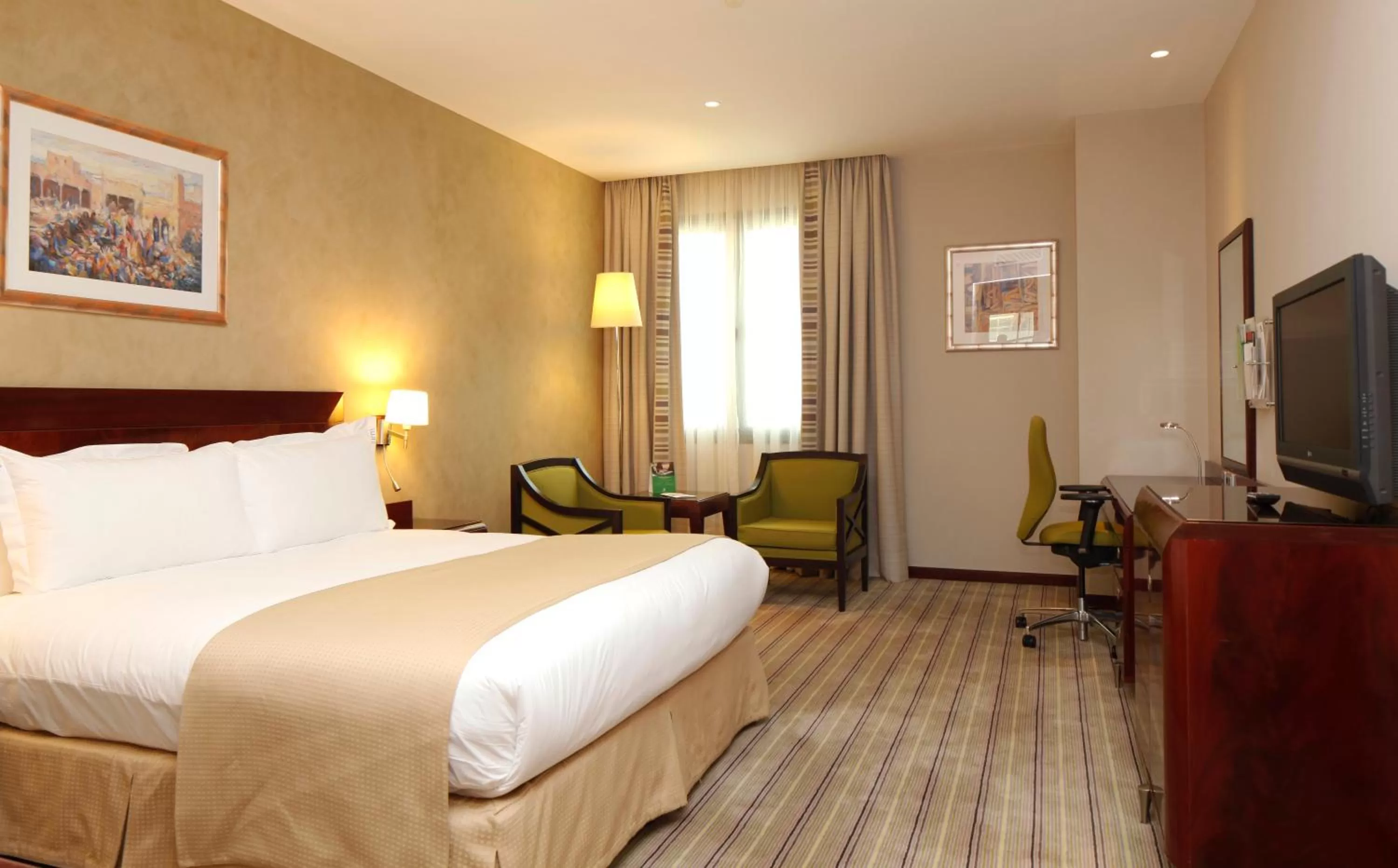 Photo of the whole room, Bed in Holiday Inn Olaya by IHG