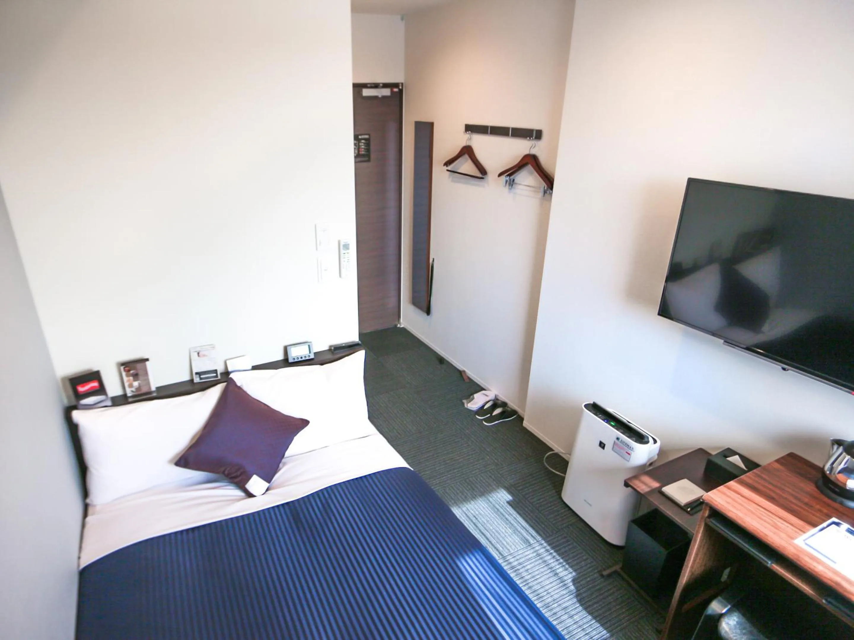 Double Room with Small Double Bed - single occupancy - Non-Smoking in HOTEL LiVEMAX Tokyo Ayase-Ekimae