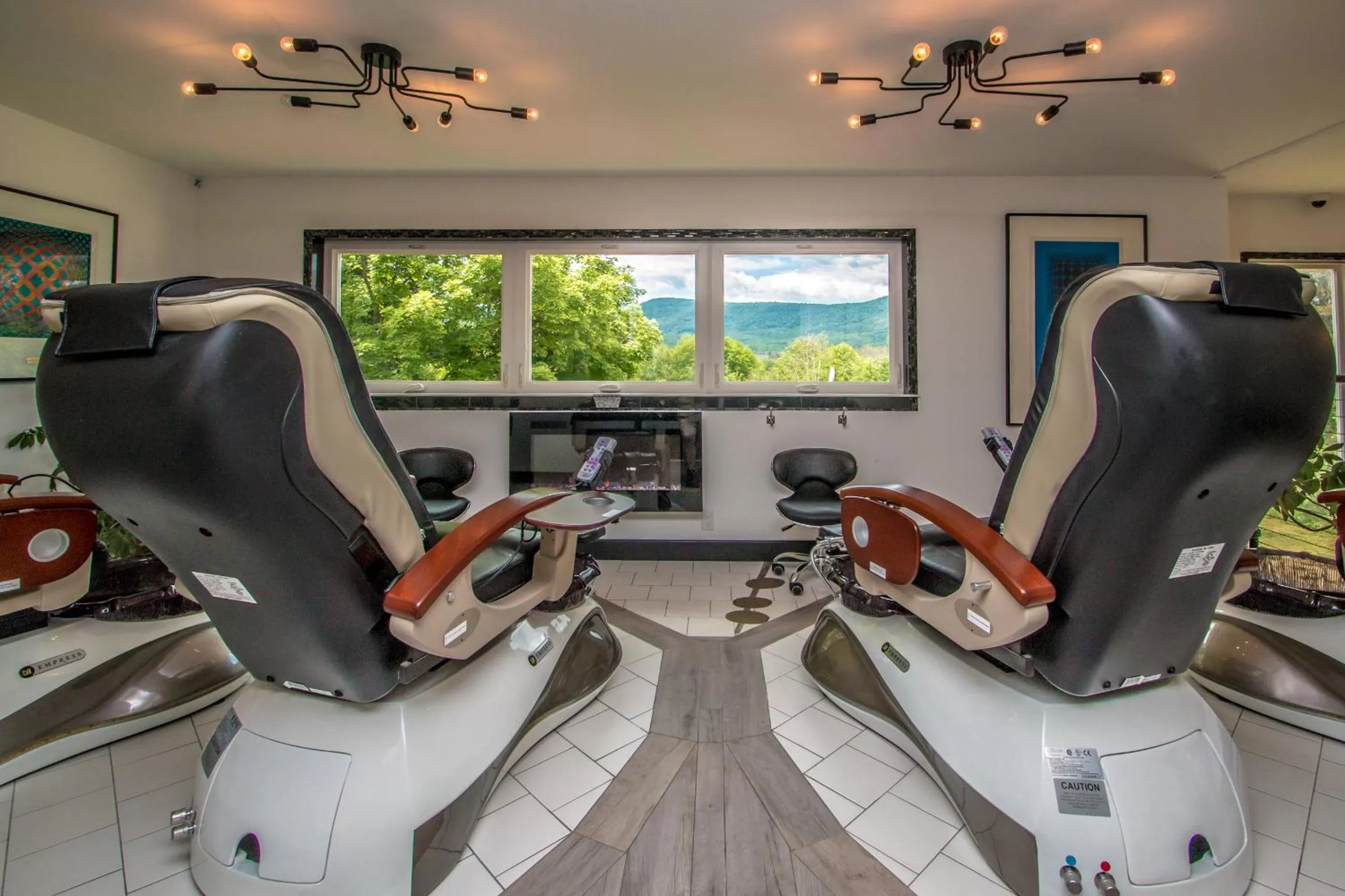 Massage in Adventure Suites