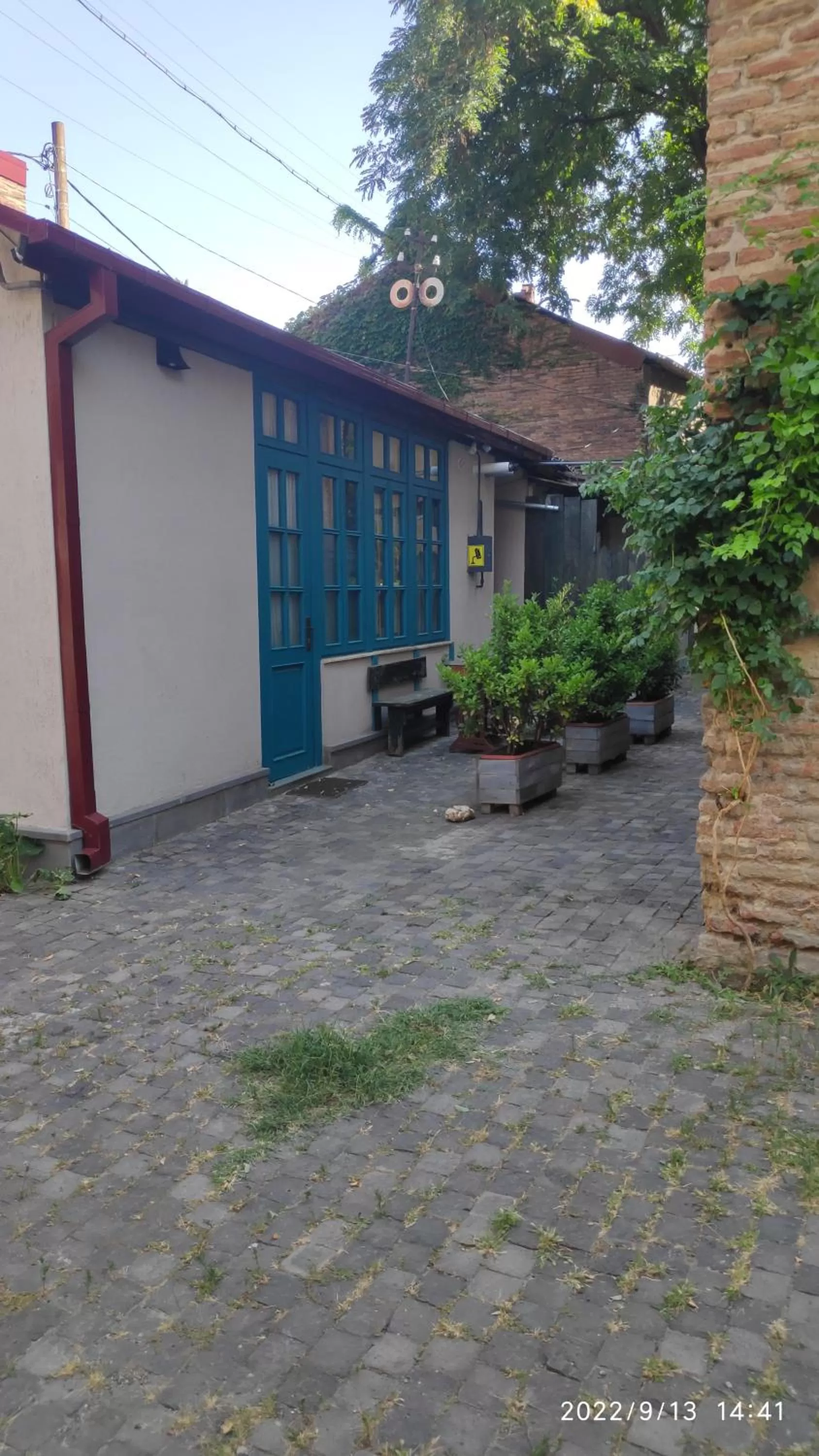 Property Building in 3 Heritage Rooms