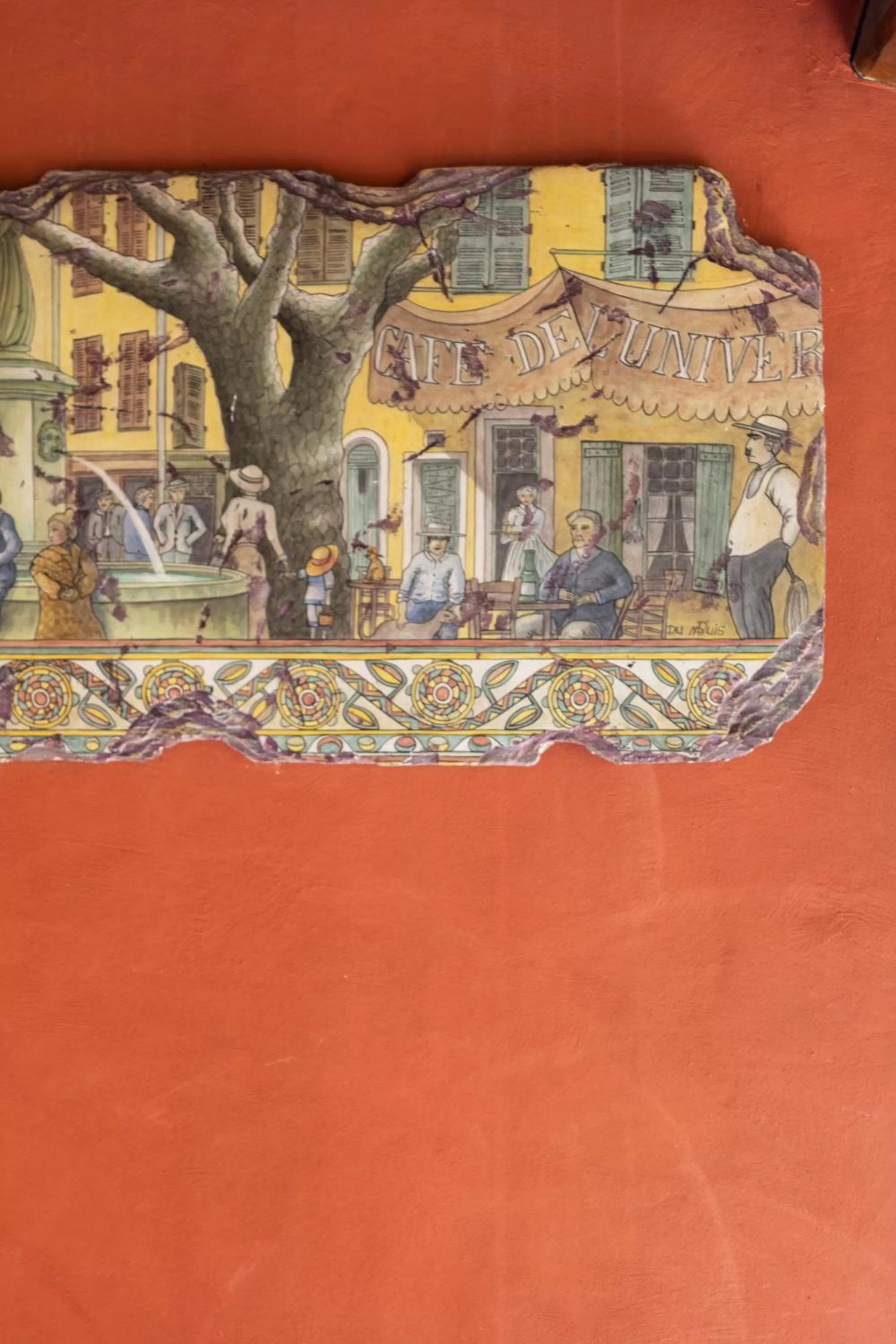 Decorative detail in Hôtel l'Arena