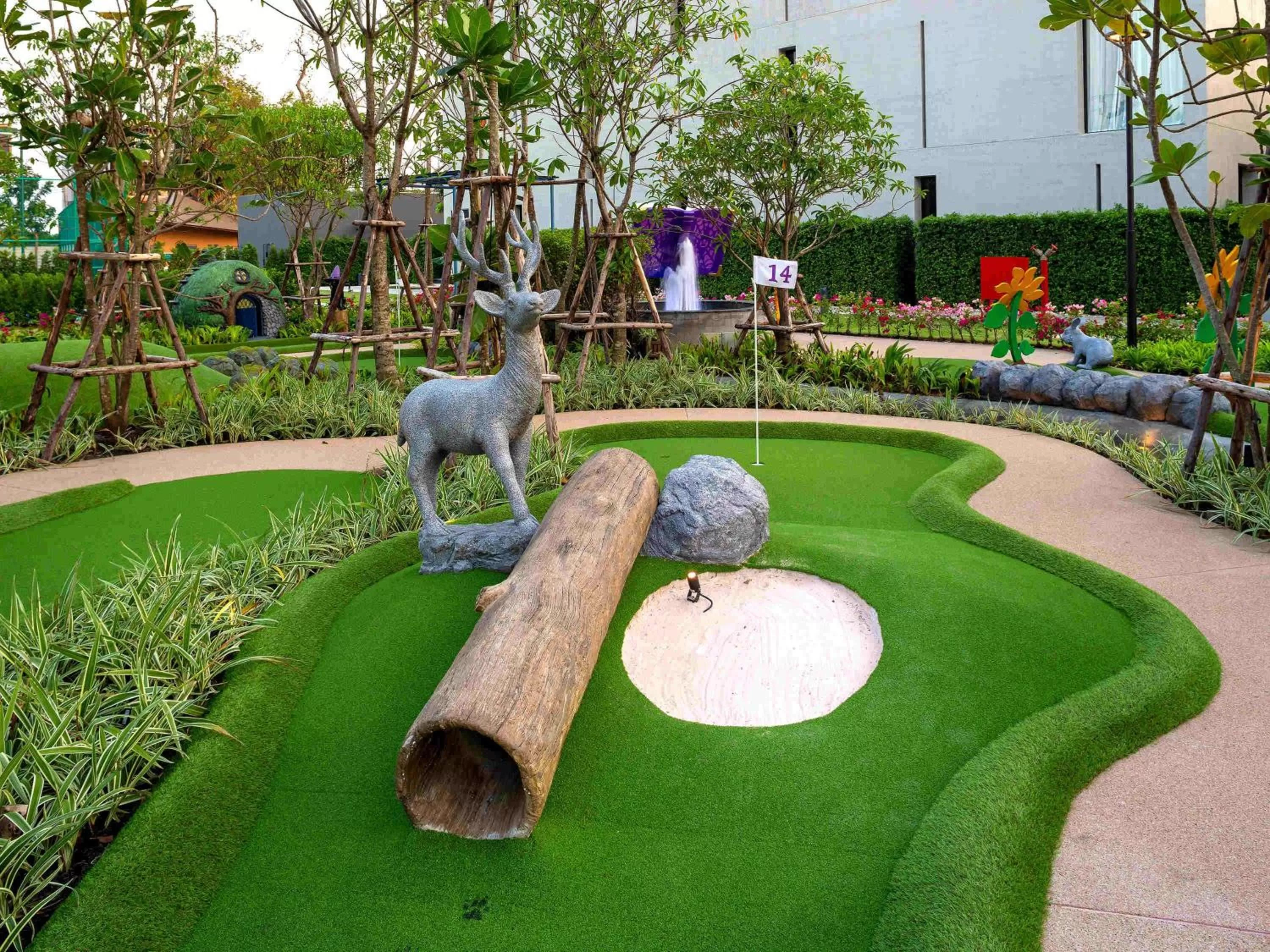 Minigolf in SO/ Sofitel Hua Hin