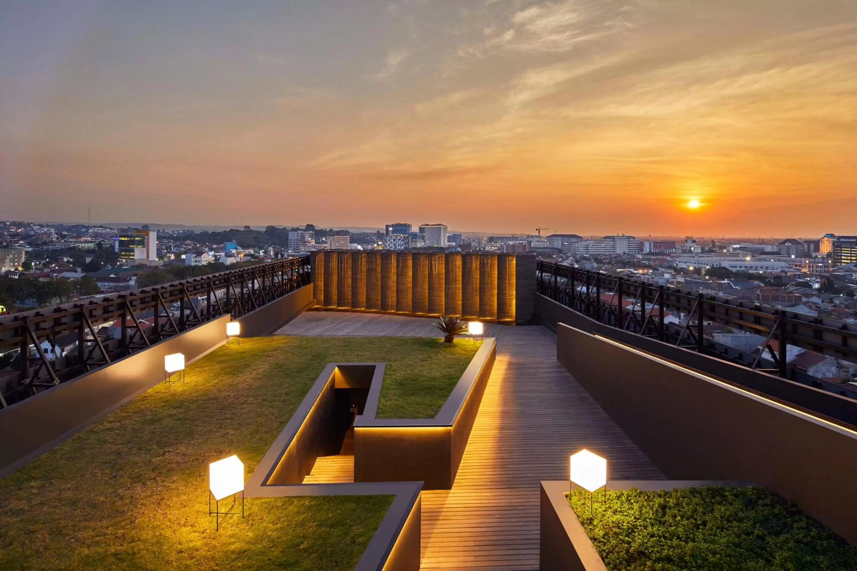 Sunset in ARTOTEL Gajahmada Semarang