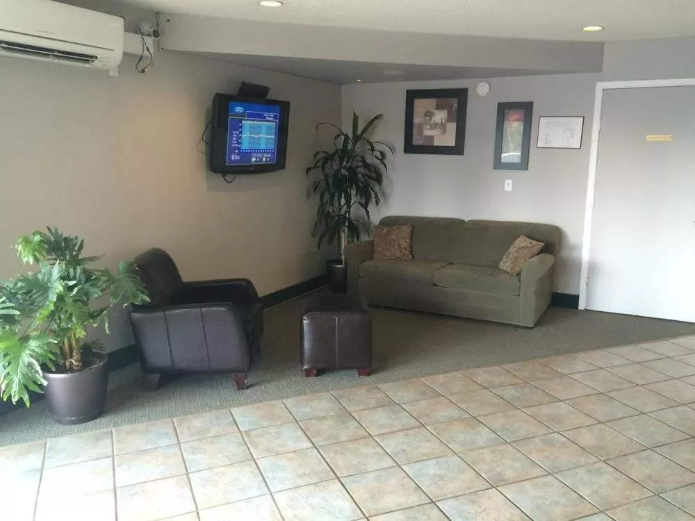 Shemron Suites Hotel