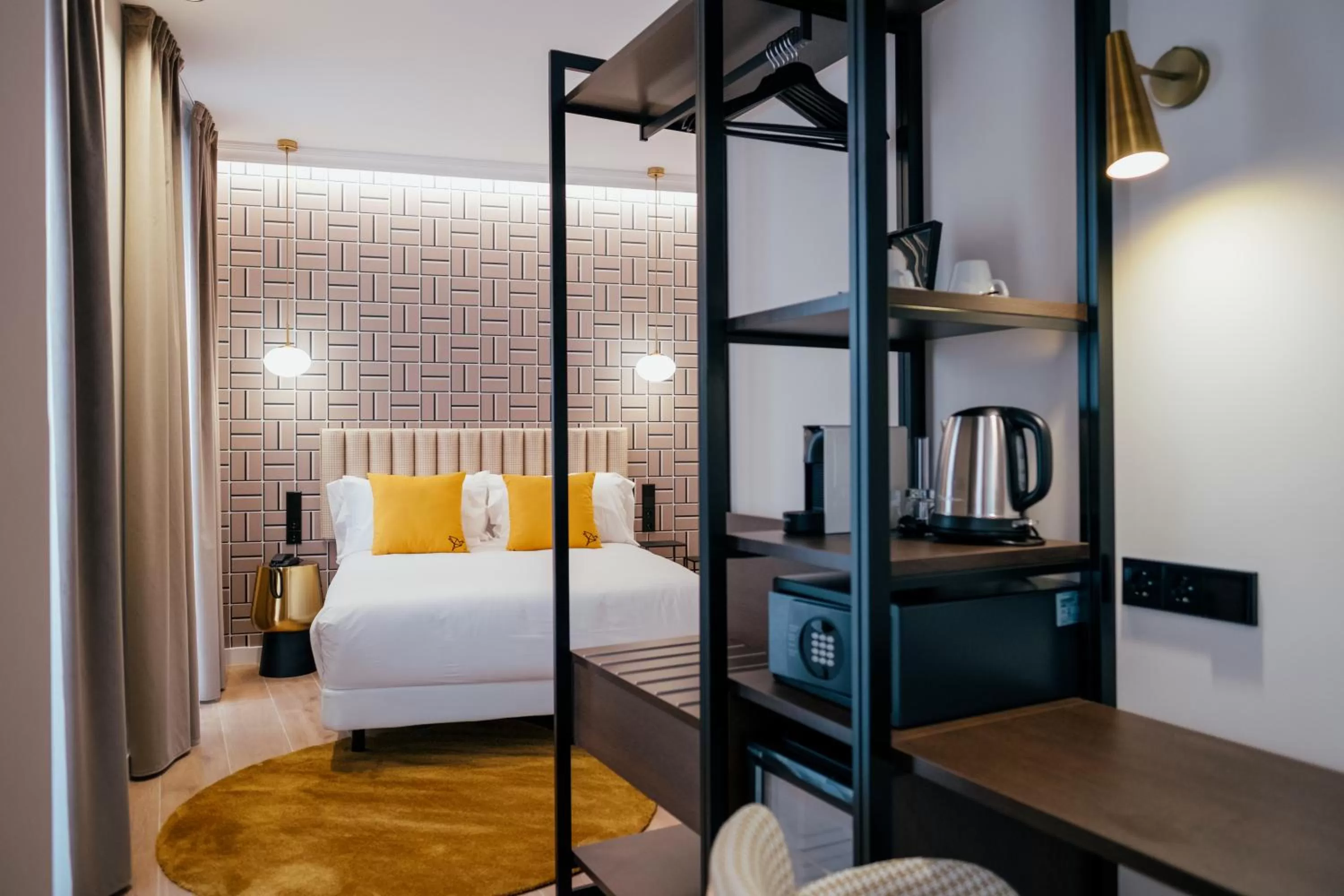 Photo of the whole room, Bed in Hotel Cetina Casa de las Telas Sevilla