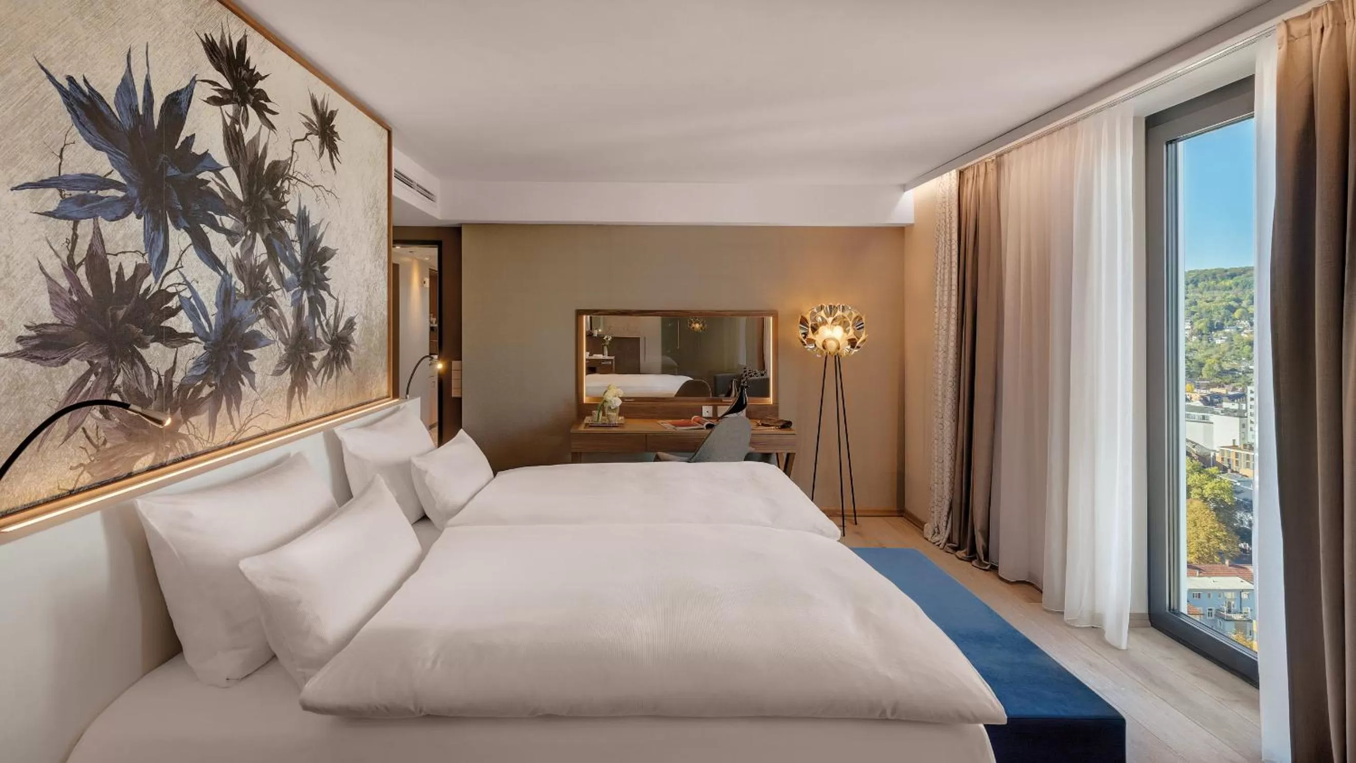 Bed in Hotel Stadt Lörrach