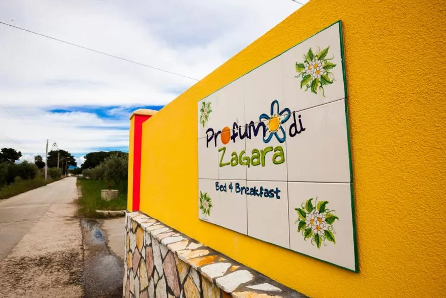 Facade/entrance in Profumo di Zagara