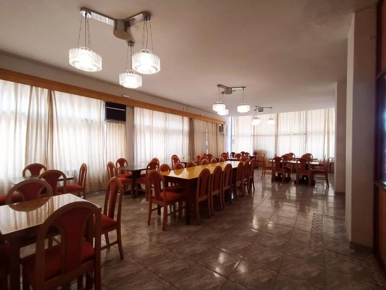 Lounge or bar, Restaurant/Places to Eat in Gran Lourdes Hotel by CPH