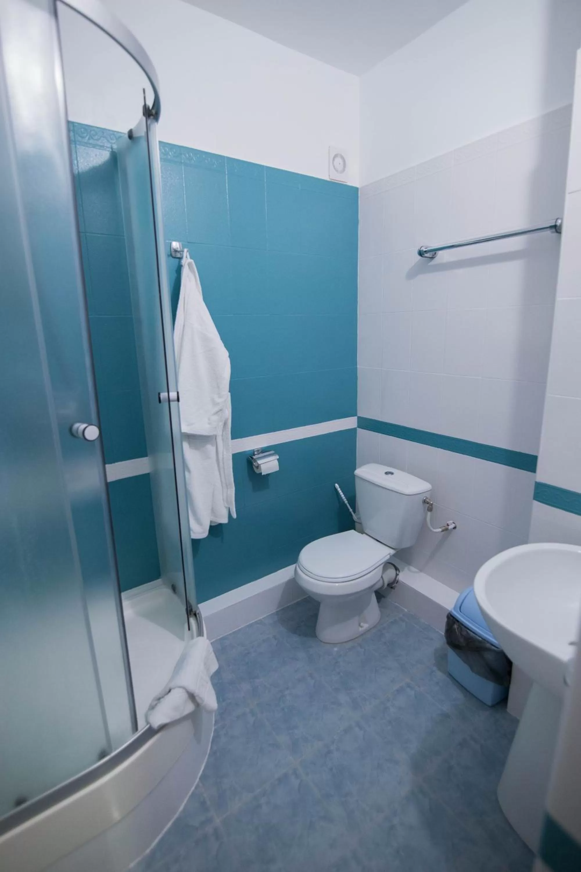 Shower in Hotel Villa Natali