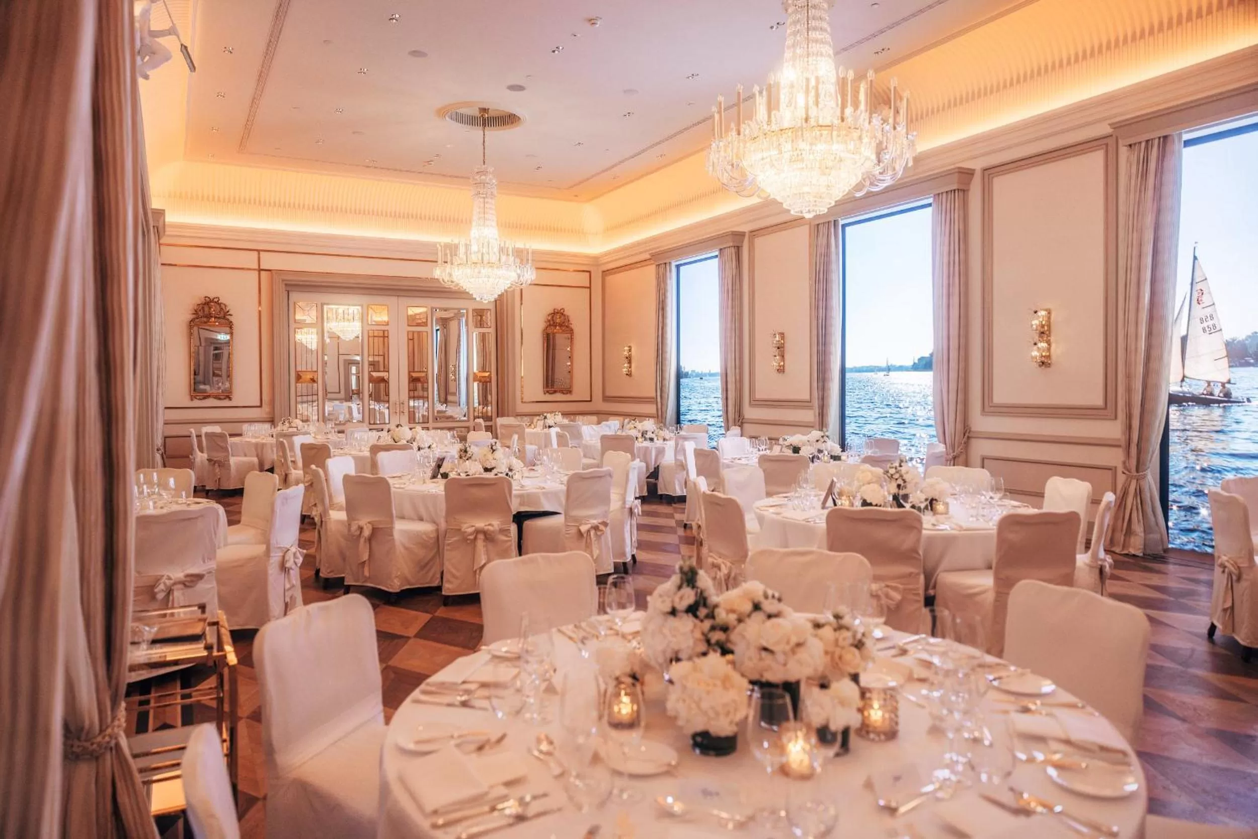 Meeting/conference room in Fairmont Hotel Vier Jahreszeiten