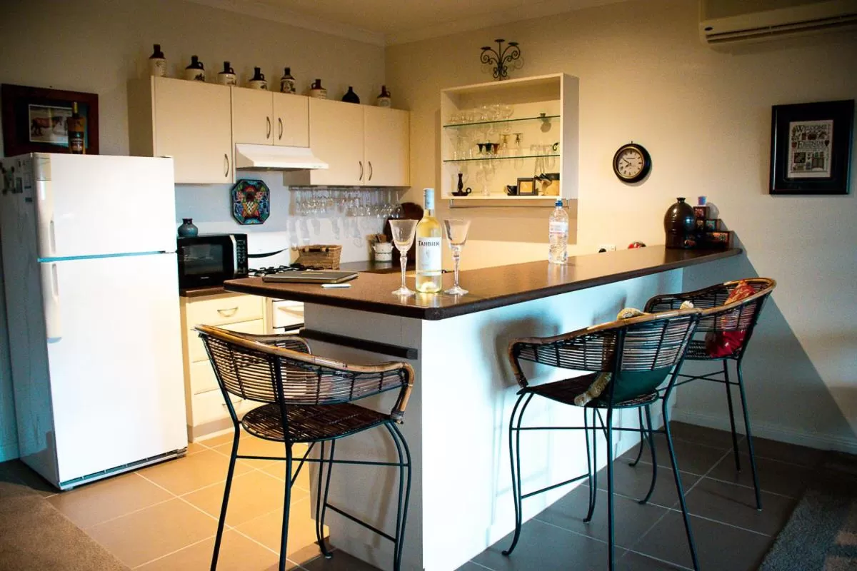 Kitchen/Kitchenette in Rosewood Park Guest Suite