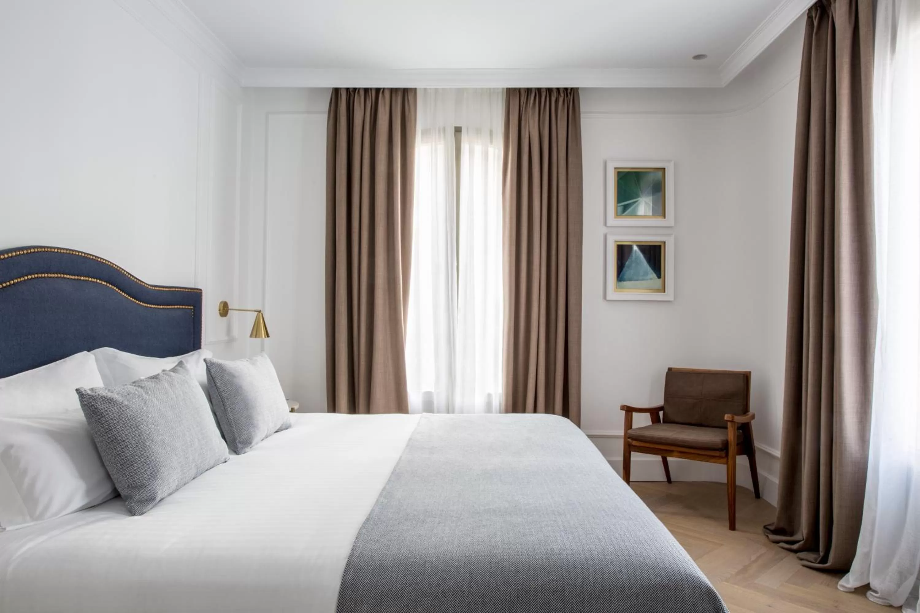 Bed in Hotel Midmost by Majestic Hotel Group