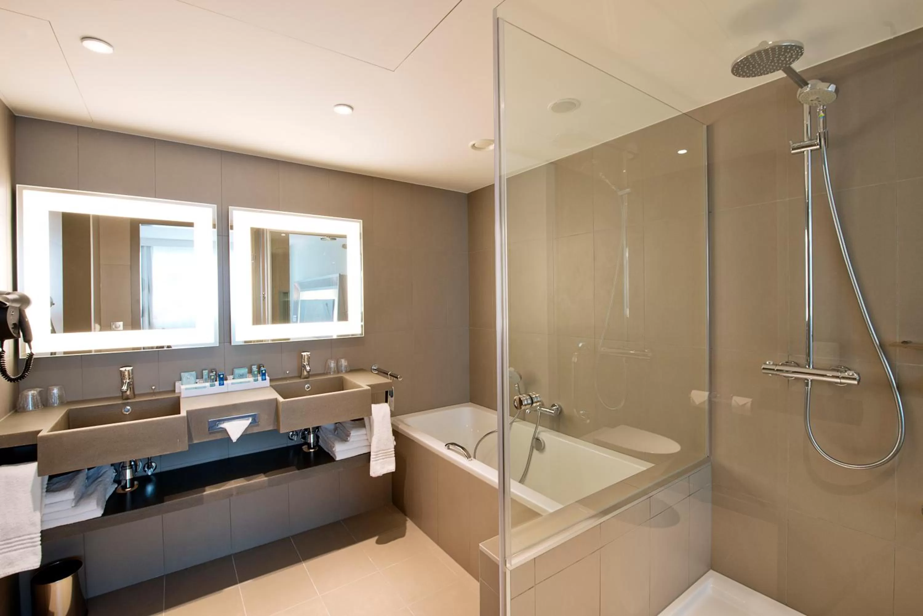 Bathroom in Novotel Lodz Centrum