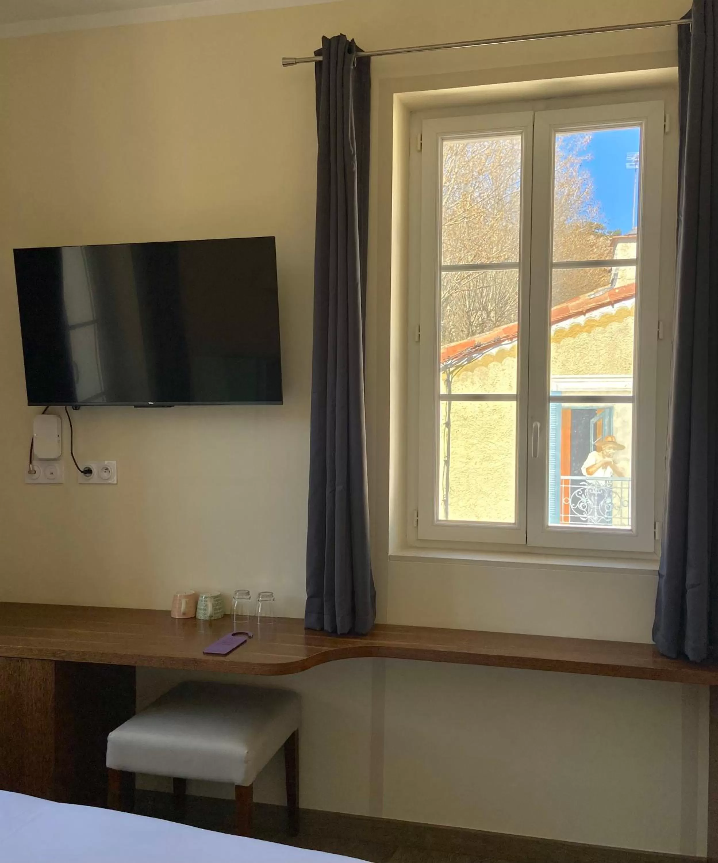 Bed in Hôtel La Falaise