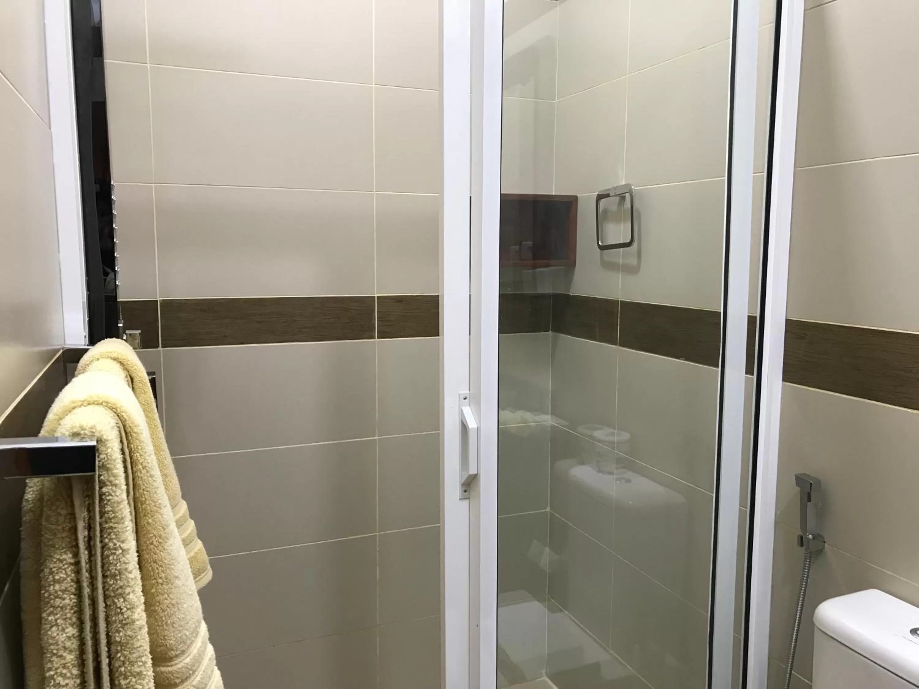 Bathroom in Hotel 4 U Saliya Garden