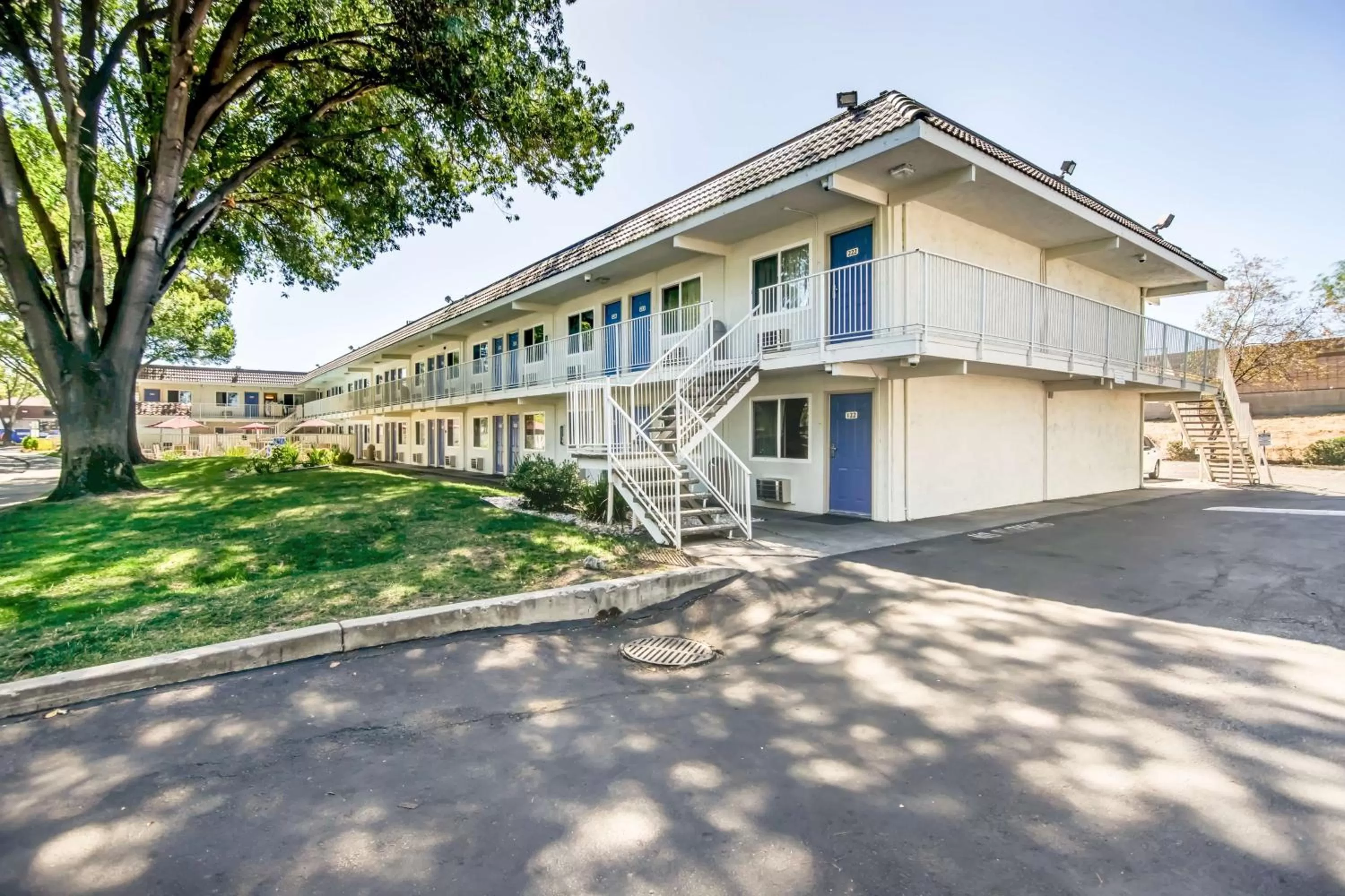 Property building in Motel 6-Stockton, CA - North
