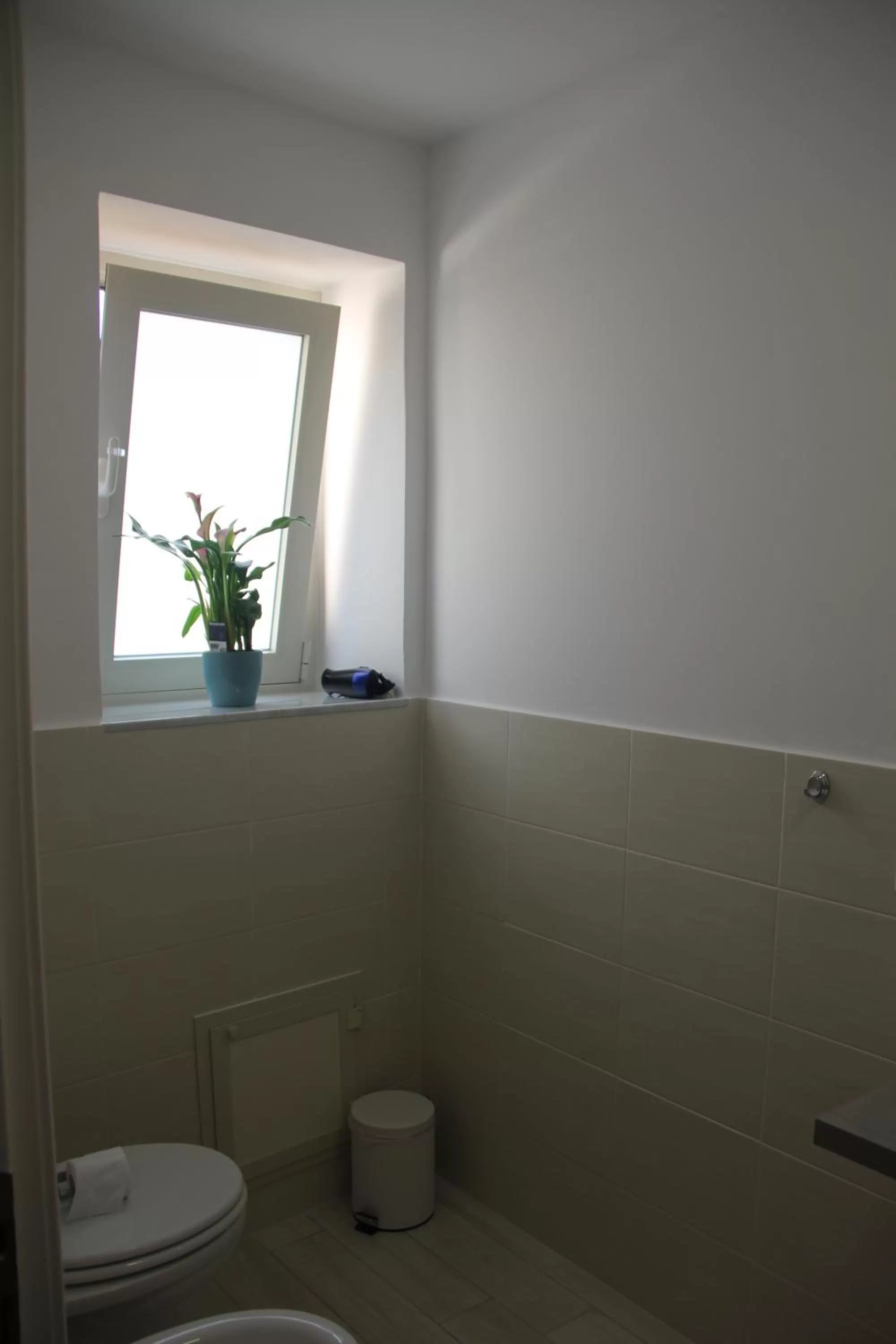 Toilet in B&B Matteo Bonello