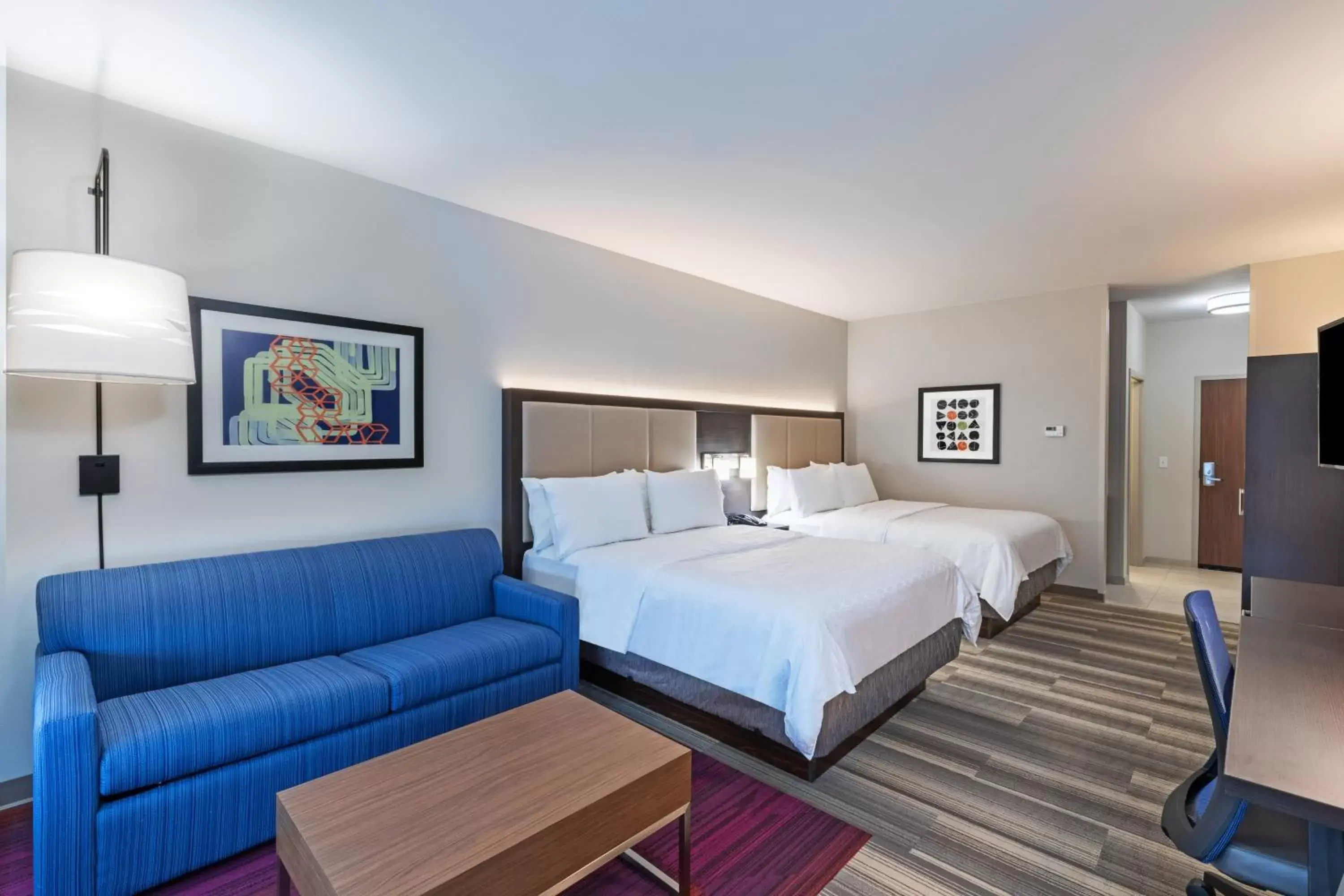 Suite with Two Queen Beds in Holiday Inn Express & Suites Purcell by IHG Suite with Two Queen Beds in Holiday Inn Express & Suites Purcell by IHG