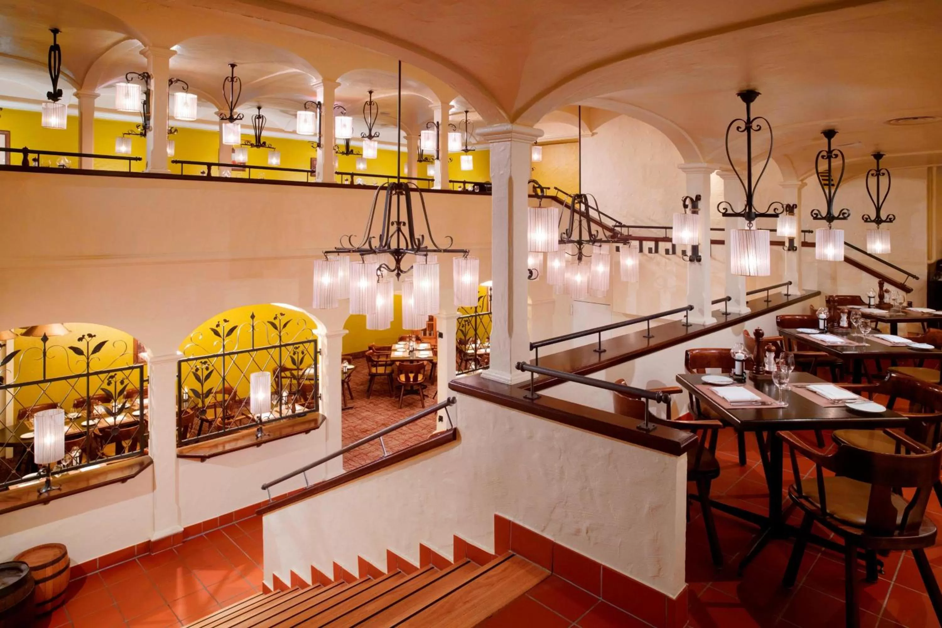 Restaurant/places to eat in Sheraton Frankfurt Airport Hotel & Conference Center