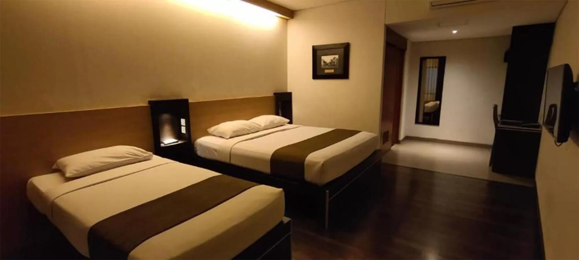 Bed in Sukajadi Hotel, Convention and Gallery