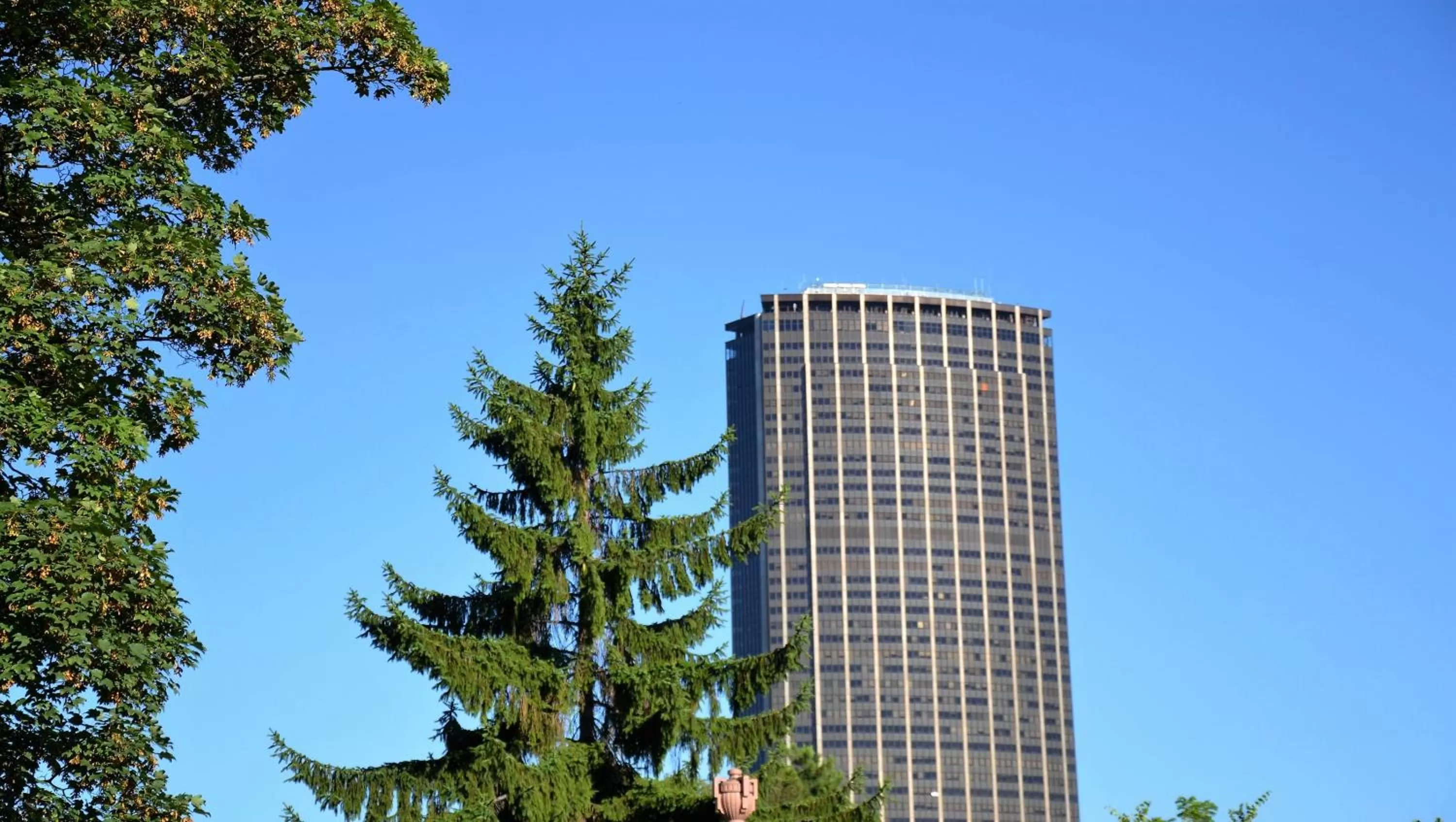 Nearby landmark in Hotel Le Clos d'Alésia