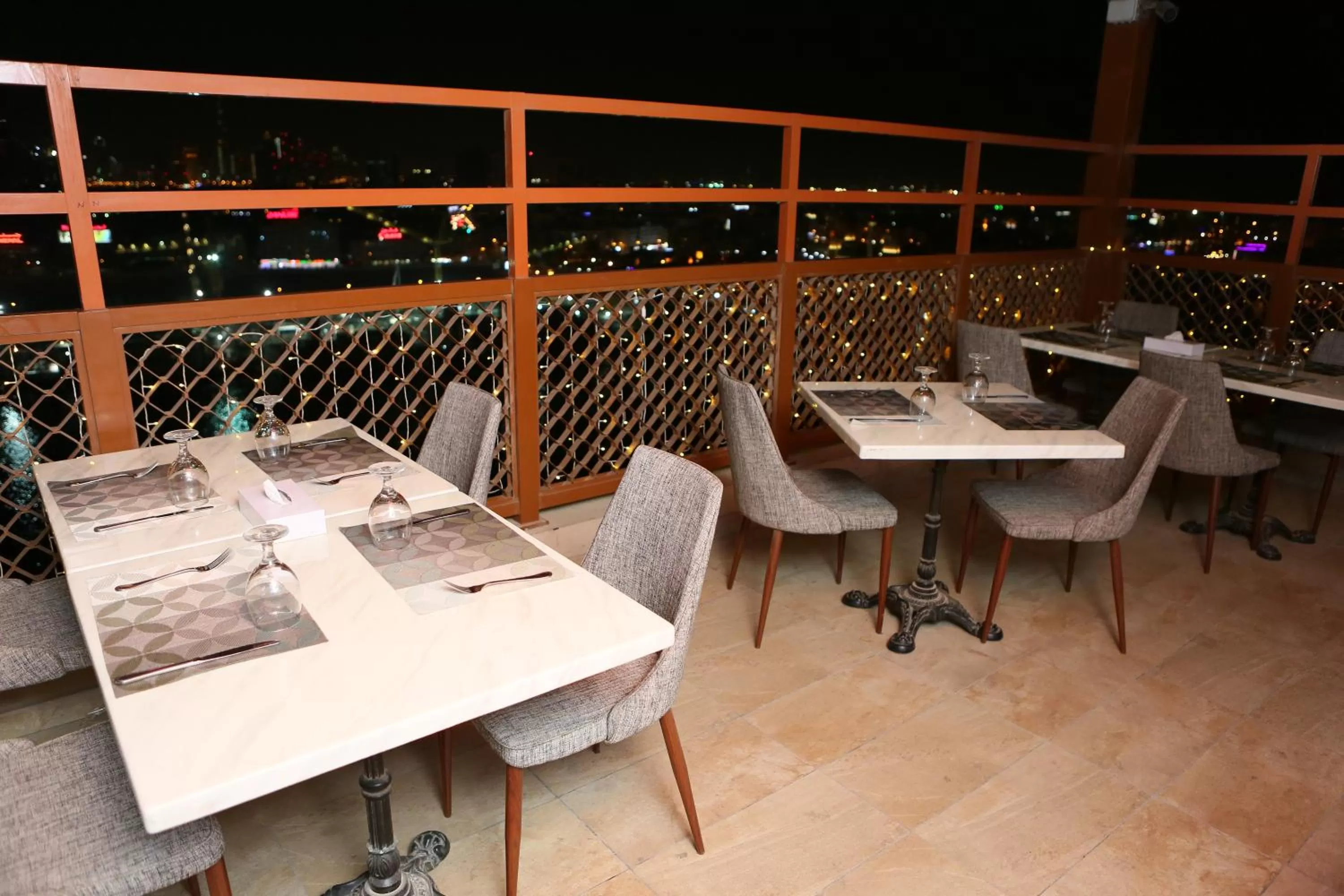 Restaurant/places to eat in Best Western Plus Pearl Creek