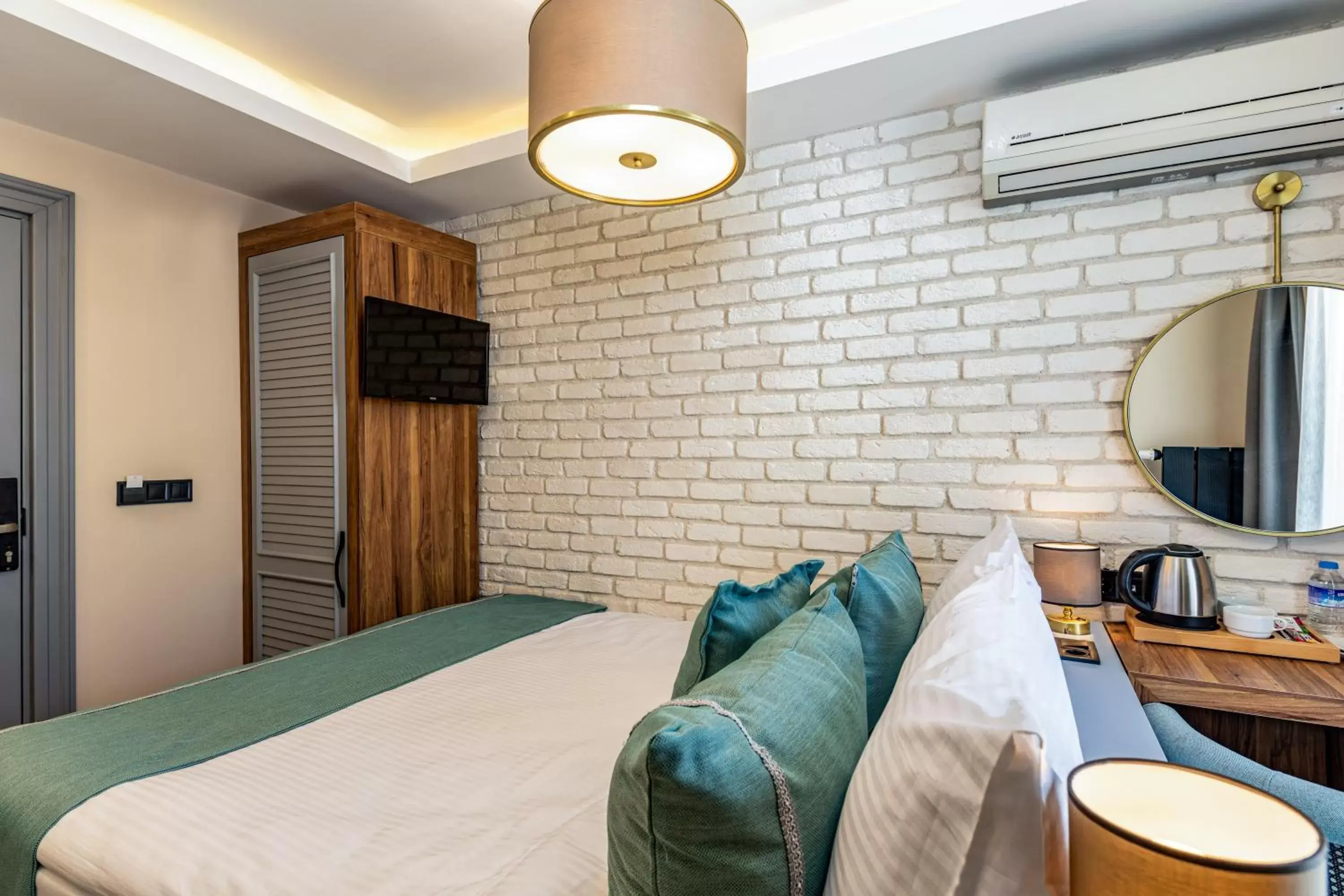 Economy Double Room - Basement in Interstar Hotel - Sultanahmet Economy Double Room - Basement in Interstar Hotel - Sultanahmet