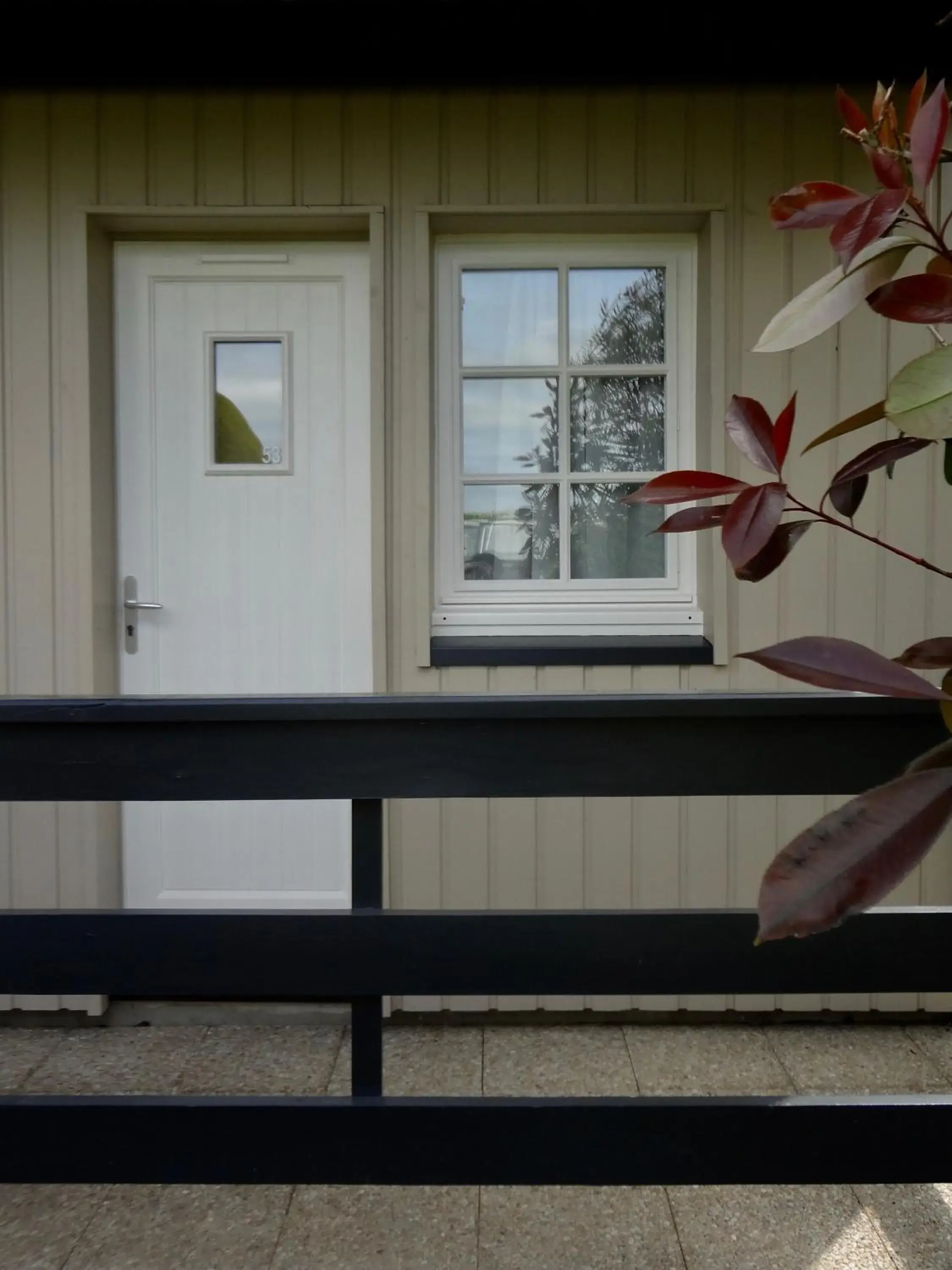 Double Room Shower - Street View in Hotel Nuit Et Jour - La Maison de Lucile Double Room Shower - Street View in Hotel Nuit Et Jour - La Maison de Lucile