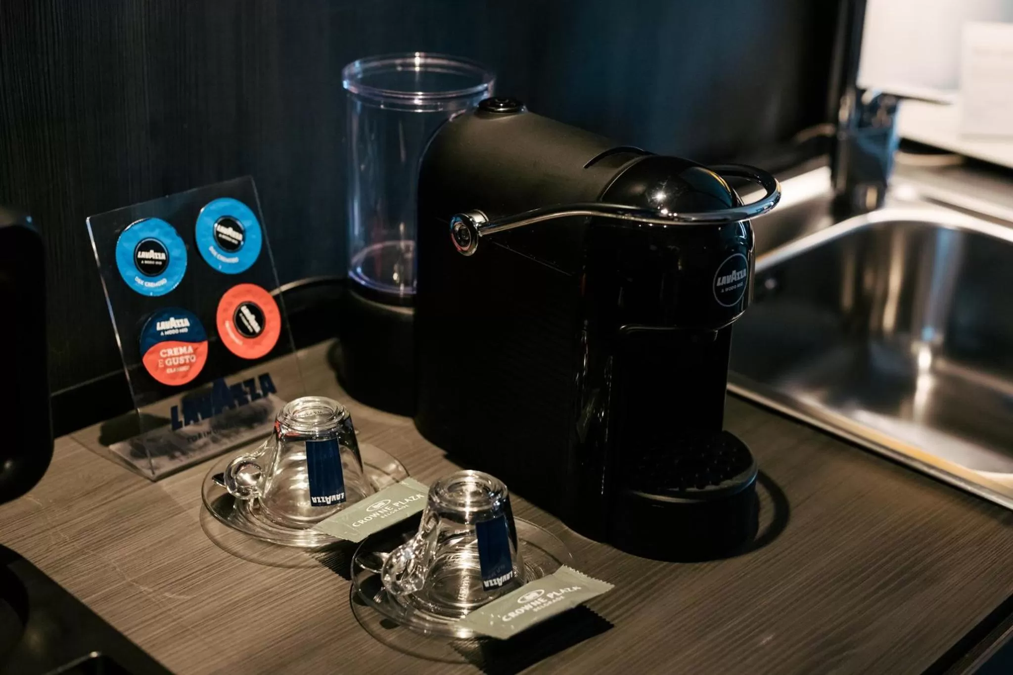 Photo of the whole room in Crowne Plaza Belgrade by IHG