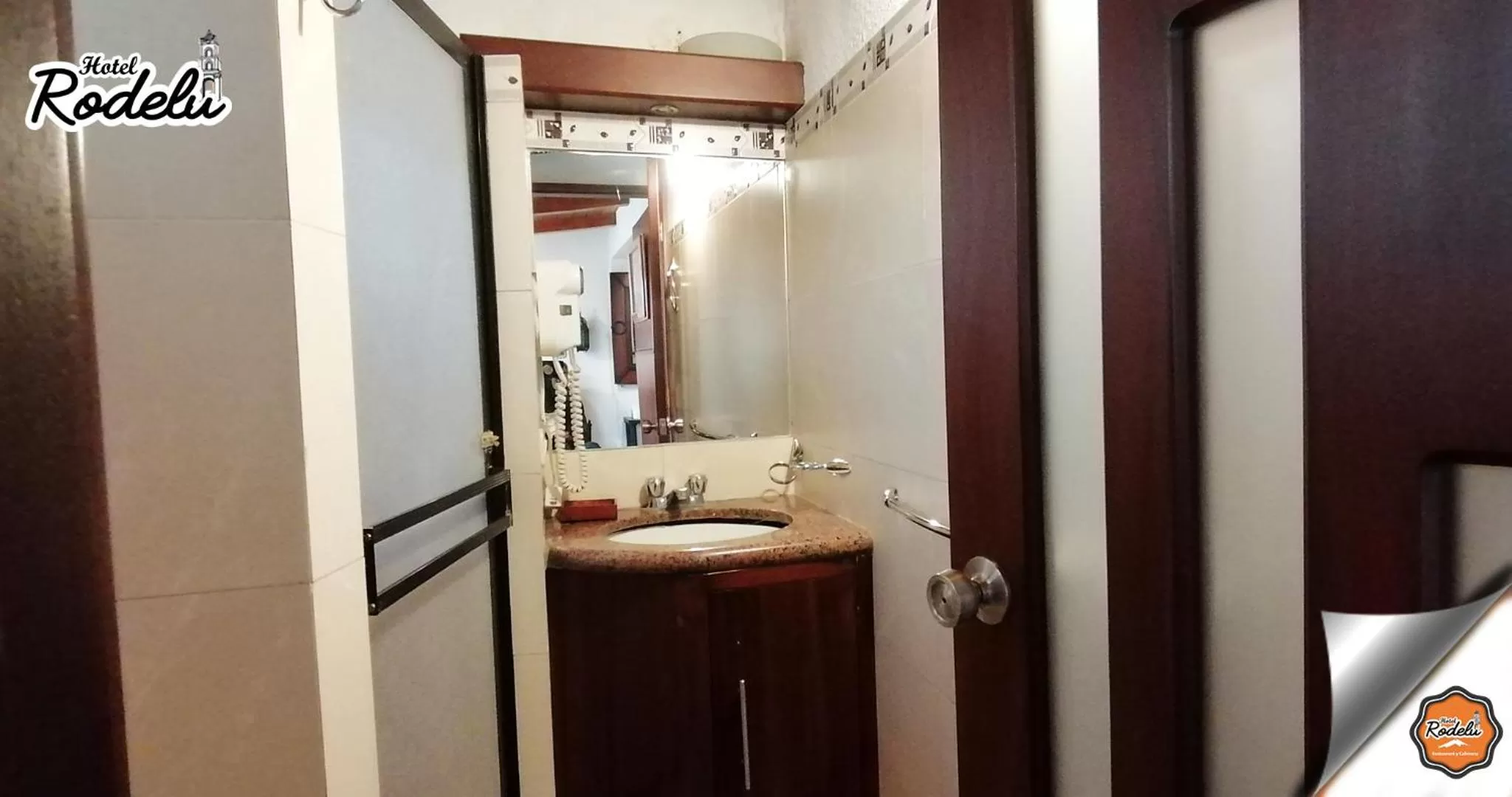 Bathroom in Hotel Rodelu