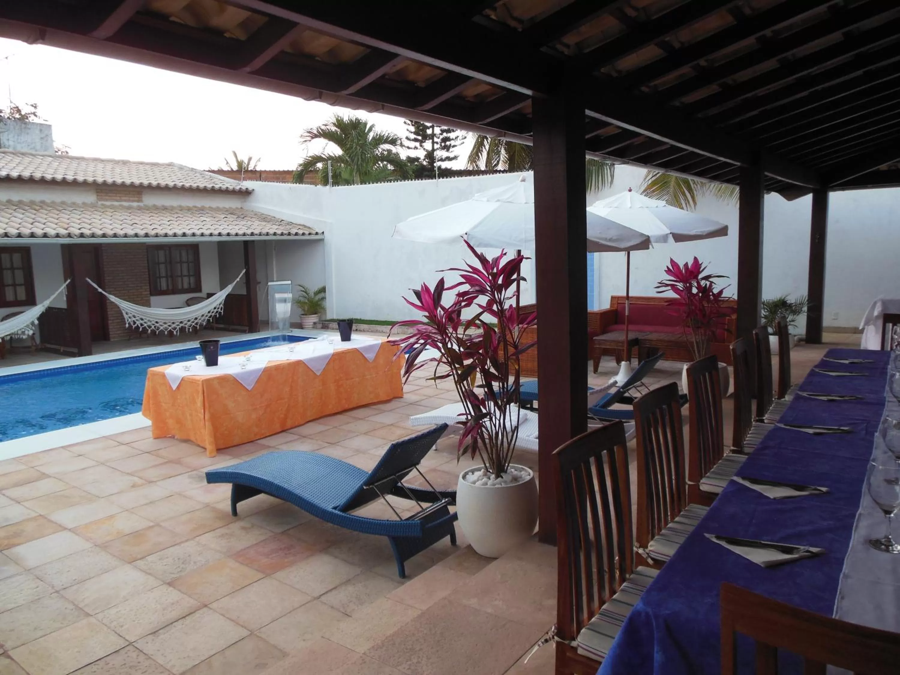 Restaurant/places to eat, Swimming Pool in Hotel Pousada Salvador Paradise