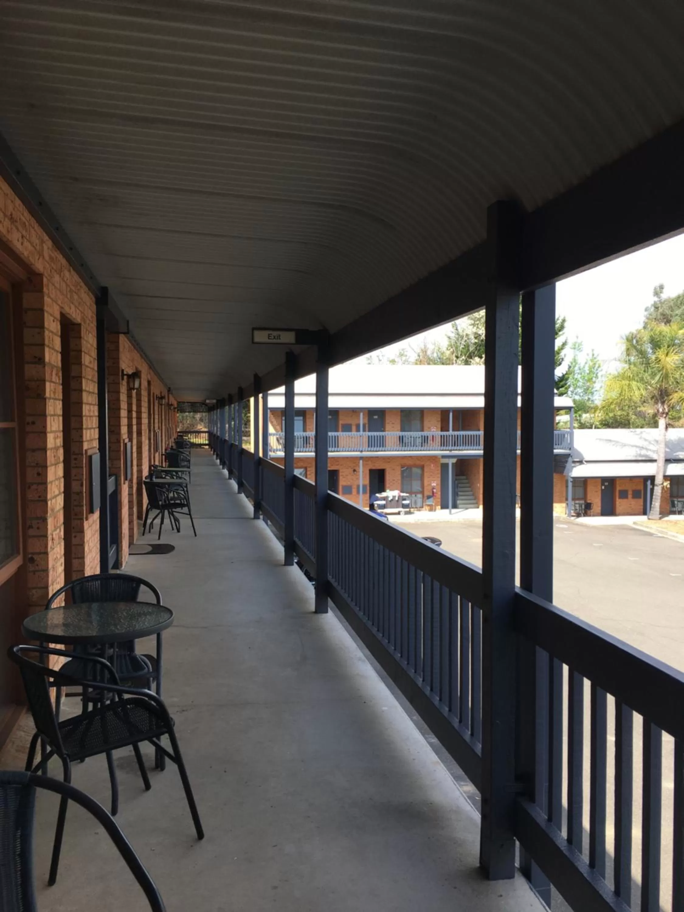 Property building in Bega Downs Motor Inn