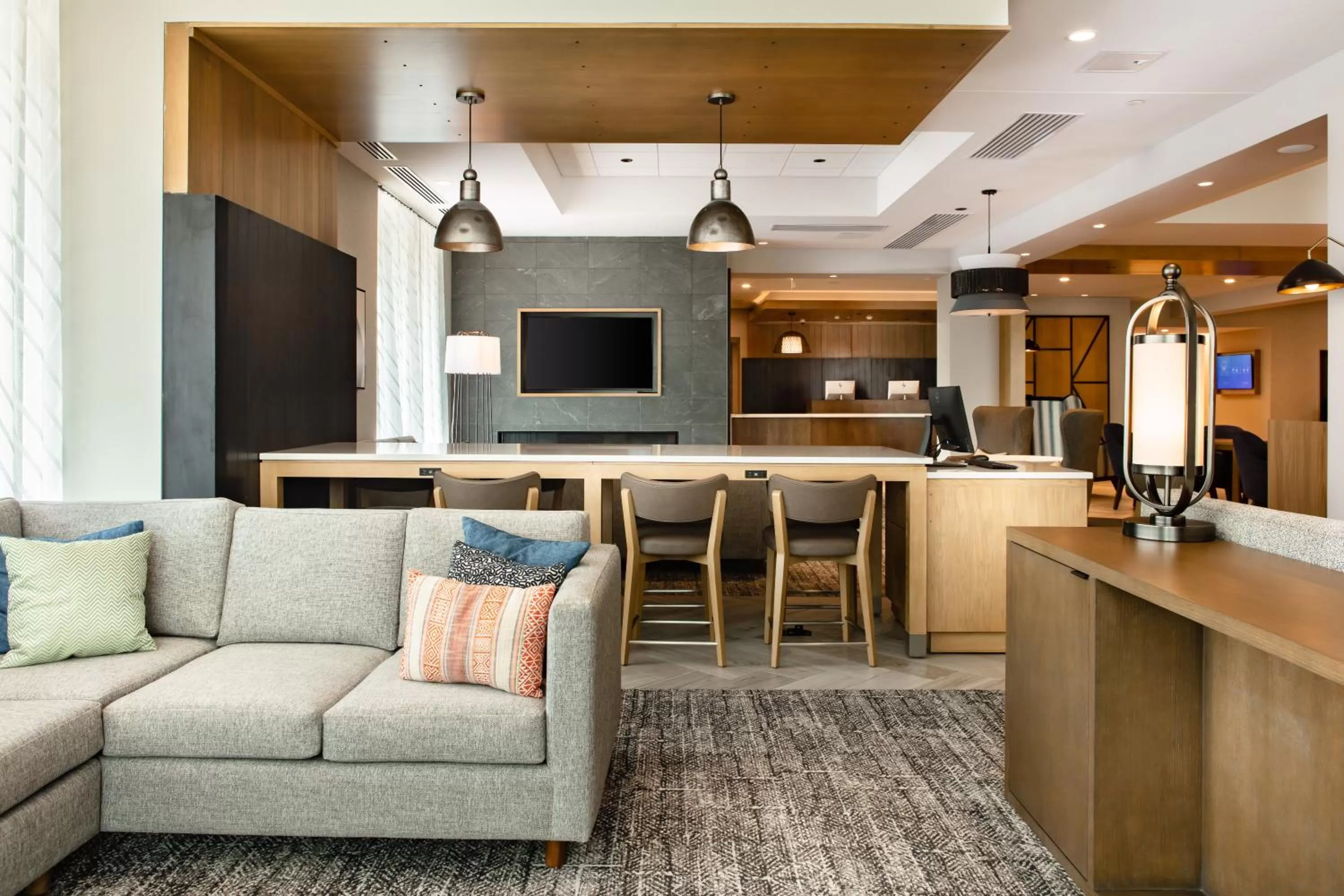 Lobby or reception in Staybridge Suites - Iowa City - Coralville by IHG