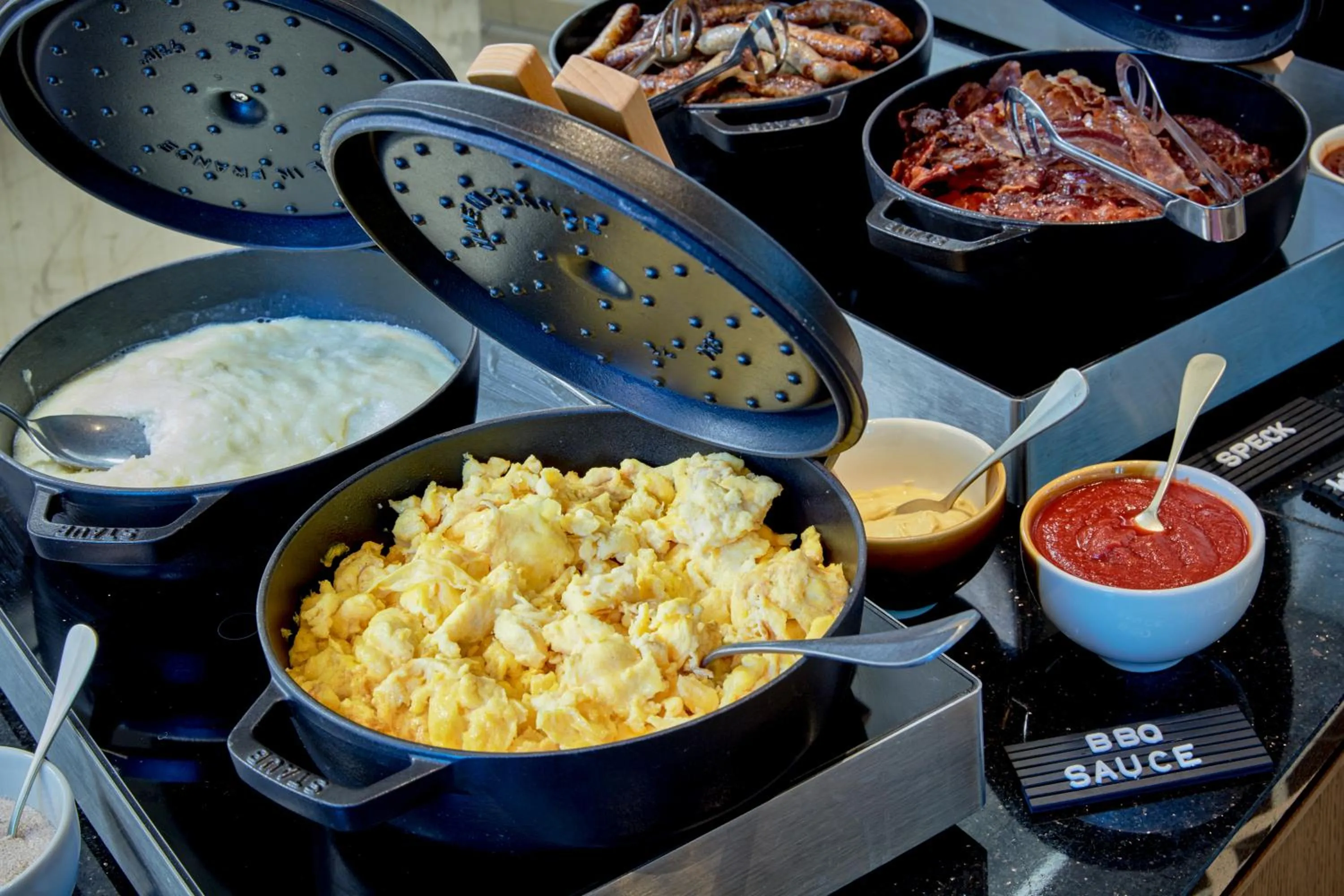 Buffet breakfast in 25hours Hotel The Trip